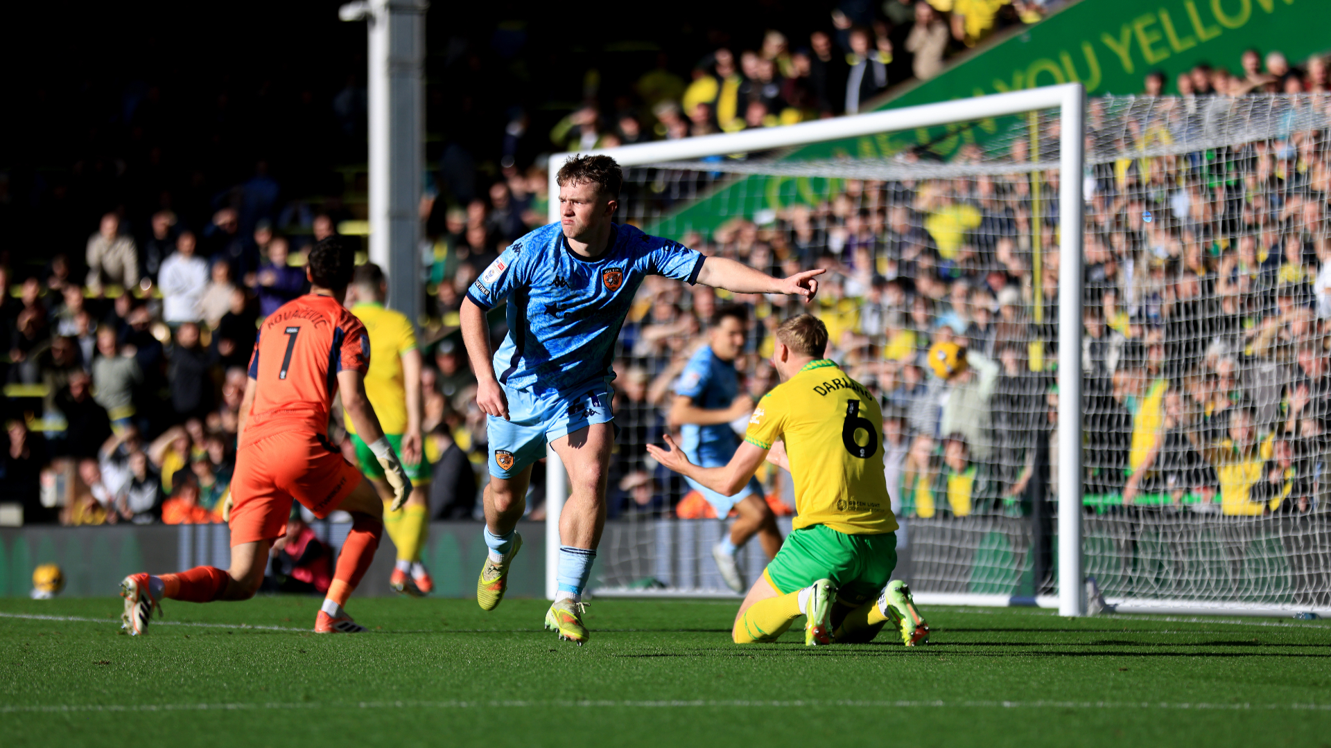 Norwich turn on Manning