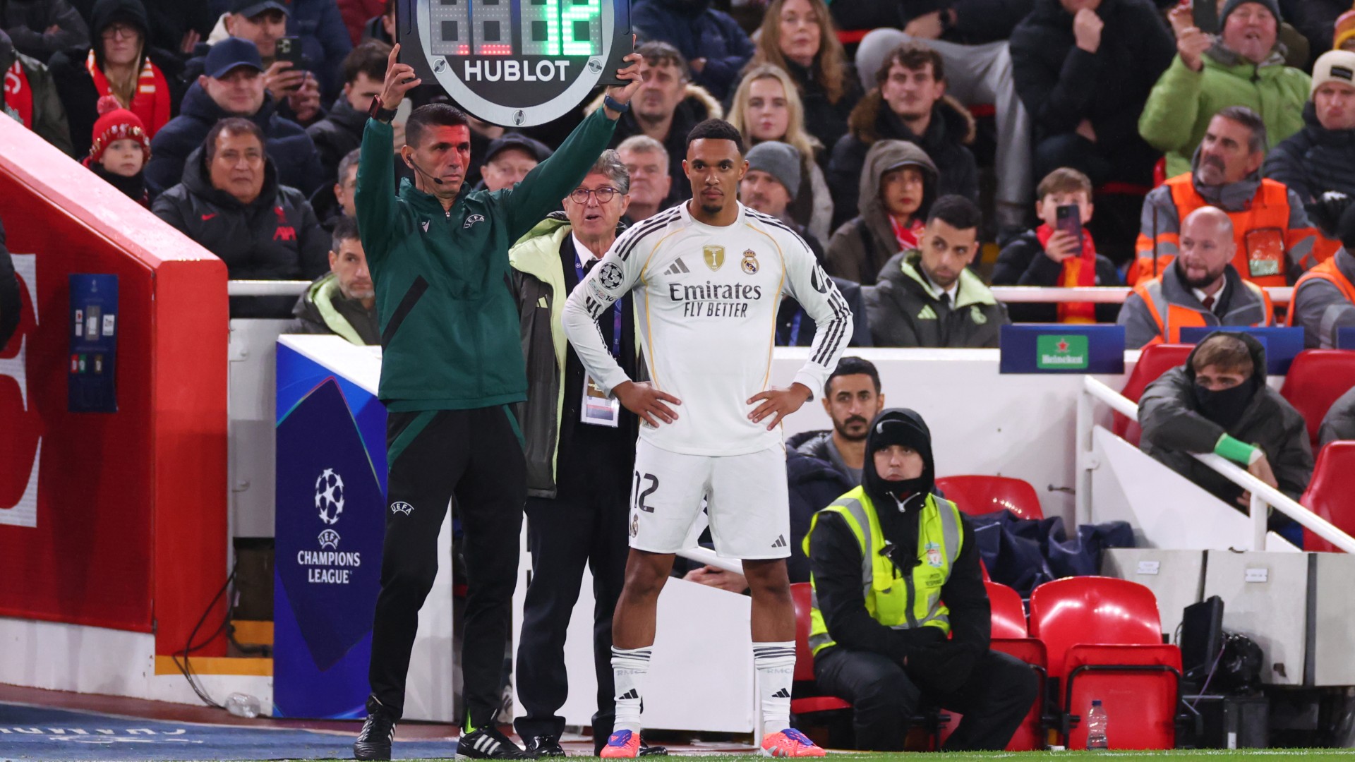 Bellingham defends Alexander-Arnold