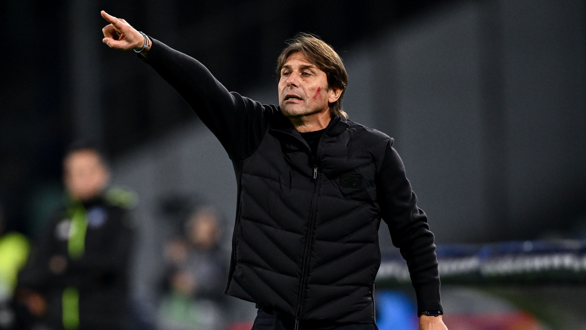 Conte: 'I don't wear masks'