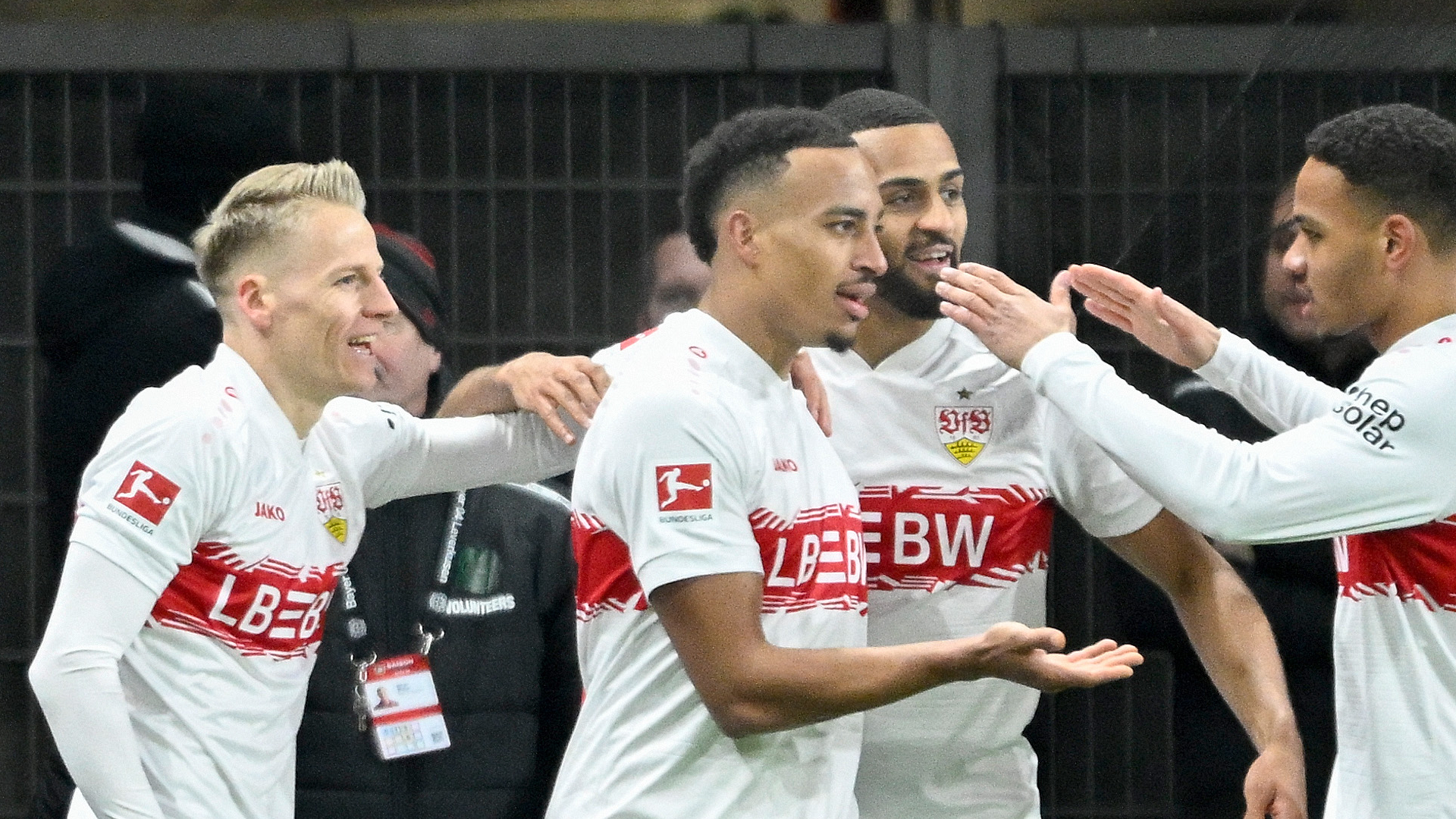 Report: Leverkusen 1-4 Stuttgart