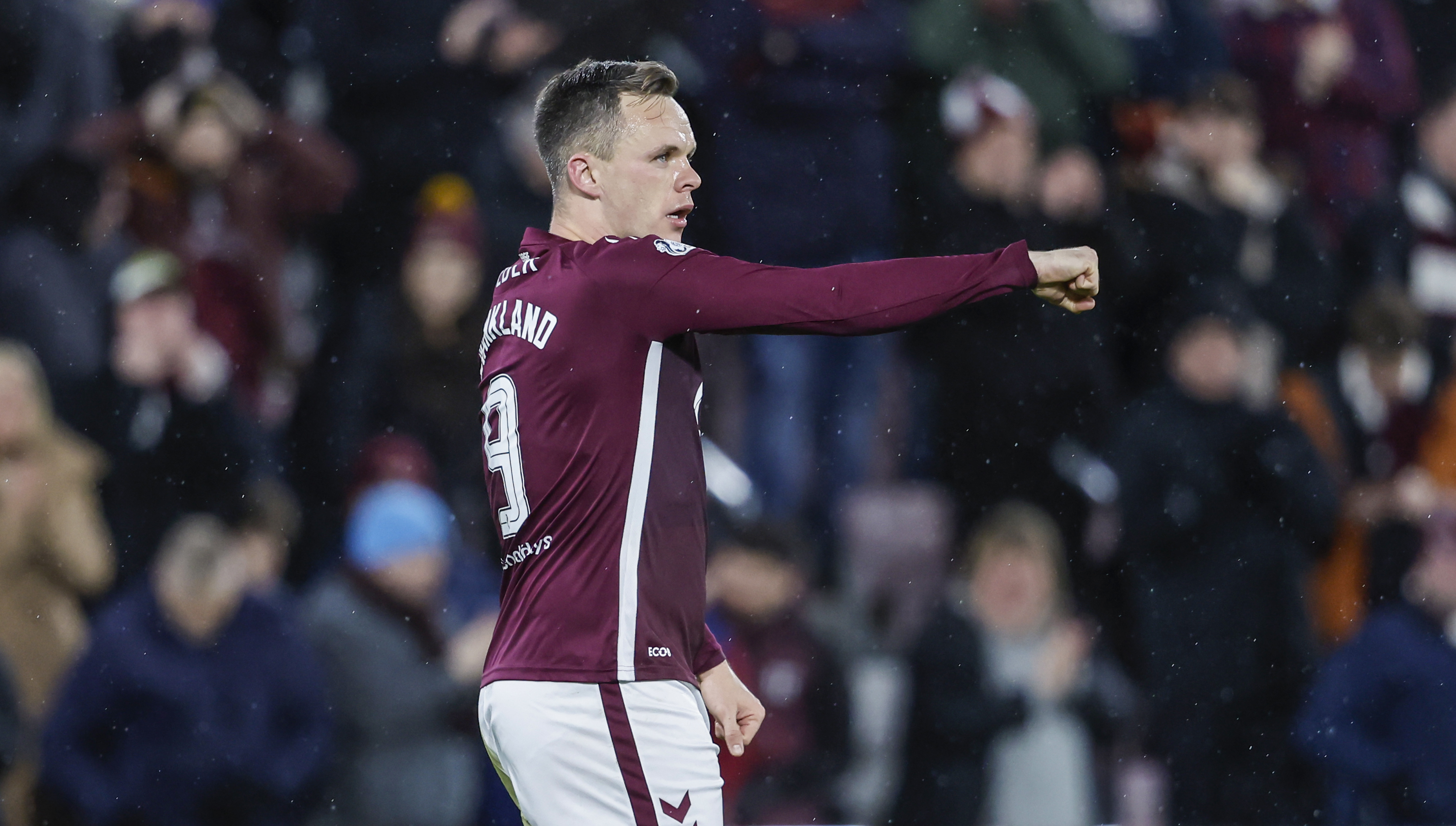 Ten-man Hearts stay six clear