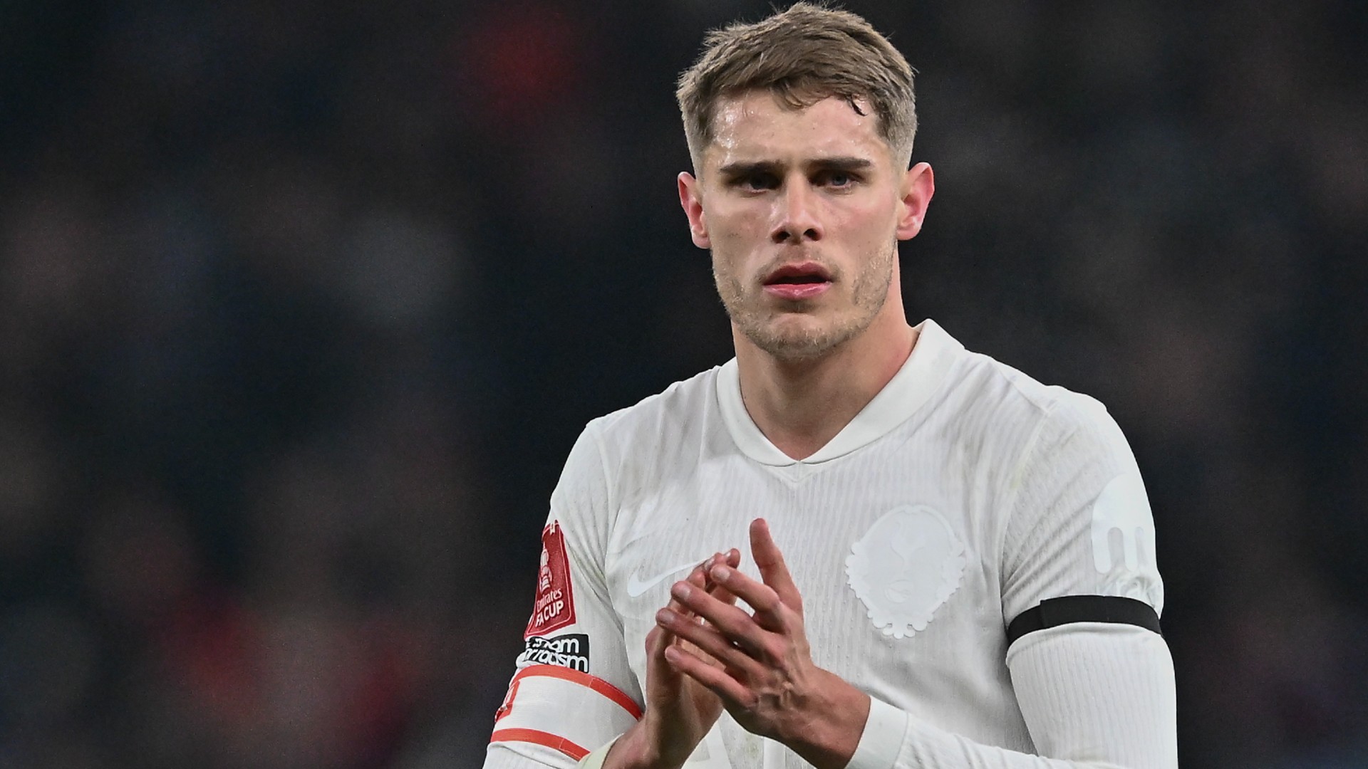 Frank: Van de Ven will stay put