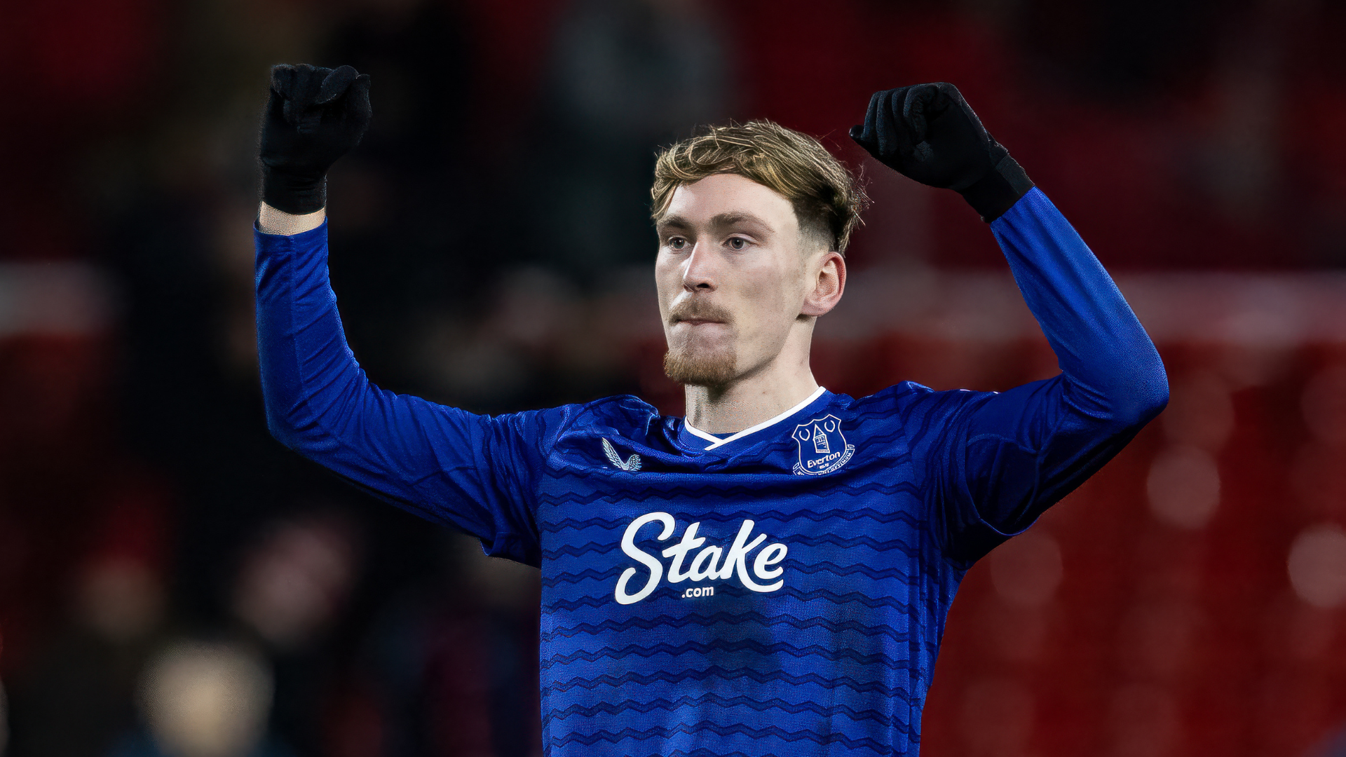 Garner signs new Everton contract