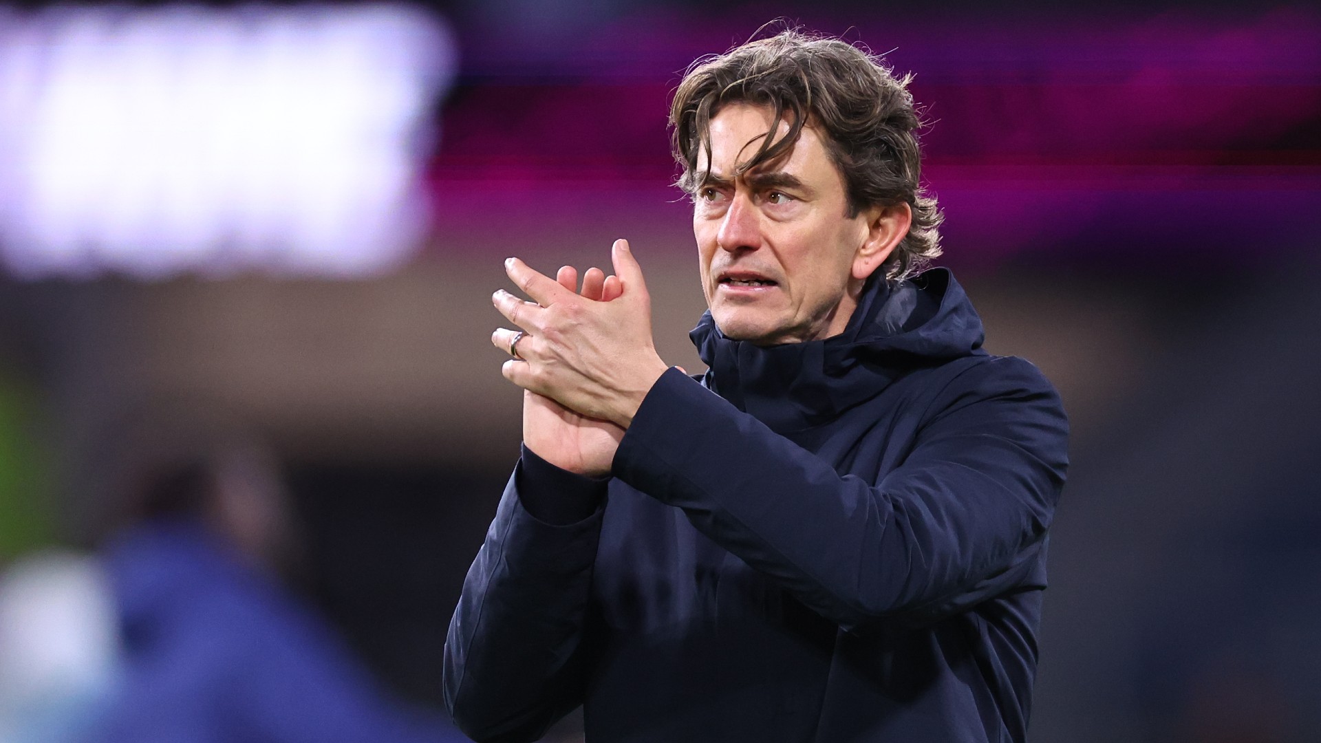 Frank calls for calm heads