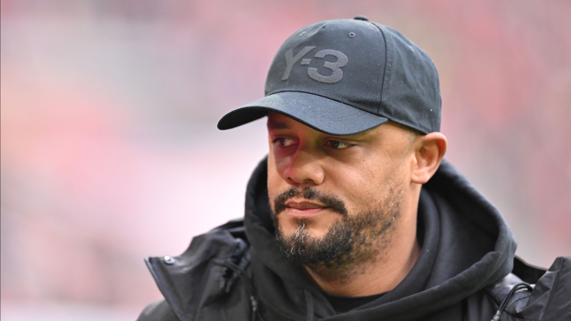 Kompany demands Bayern response