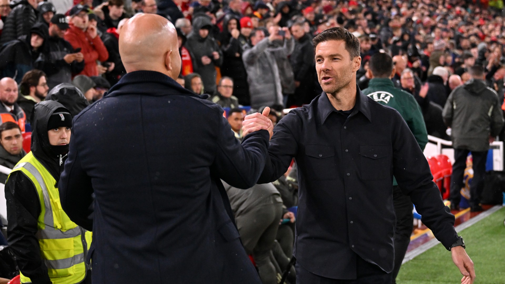 Ex-Red Johnson calms Xabi talk