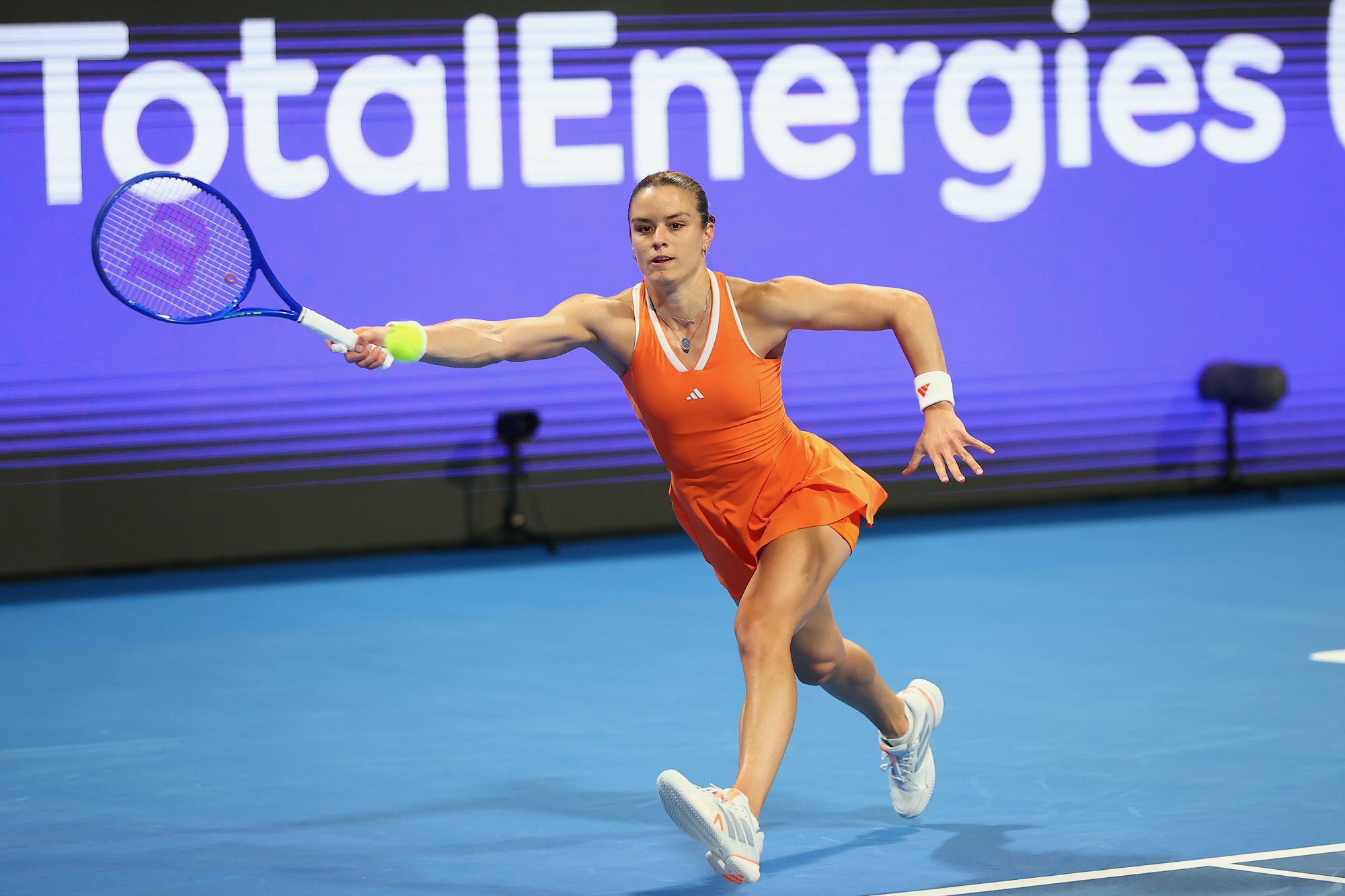 ساكاري تتخطّى شفيونتيك