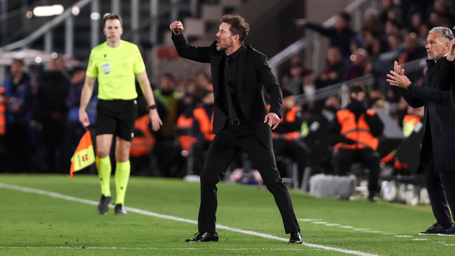 Simeone: Barca a step ahead