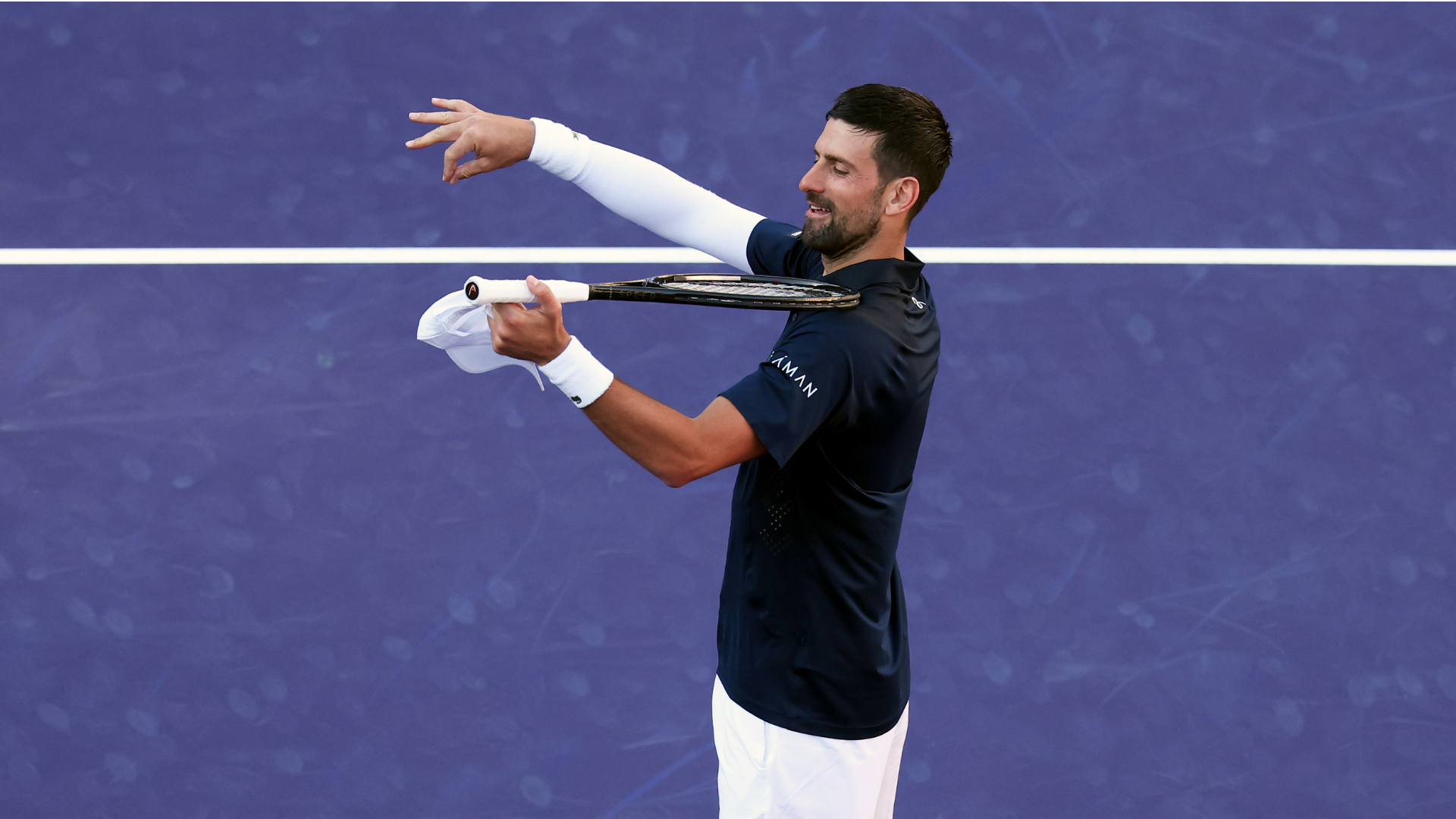 Djokovic into Indian Wells R16