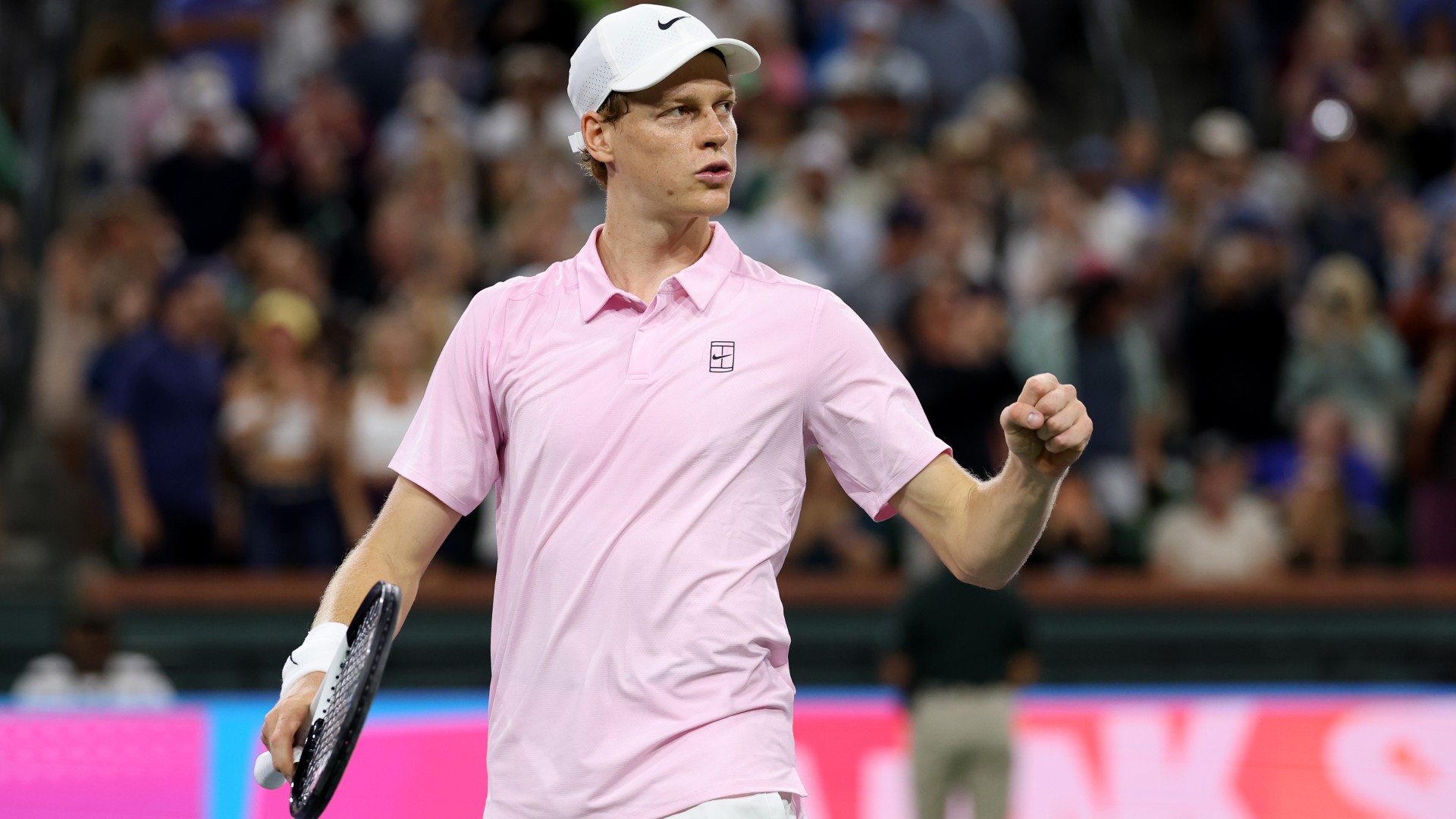 Sinner into Indian Wells quarters