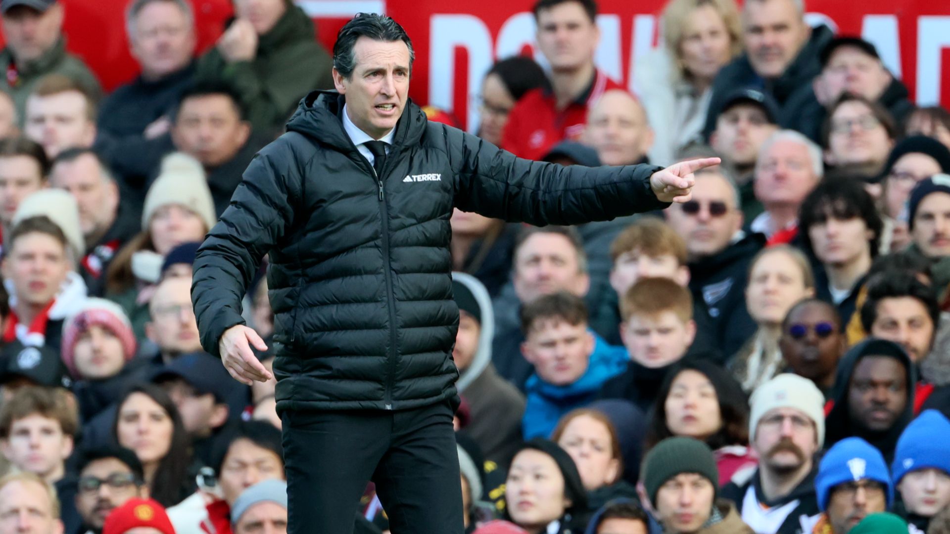 Villa must 'keep fighting' - Emery