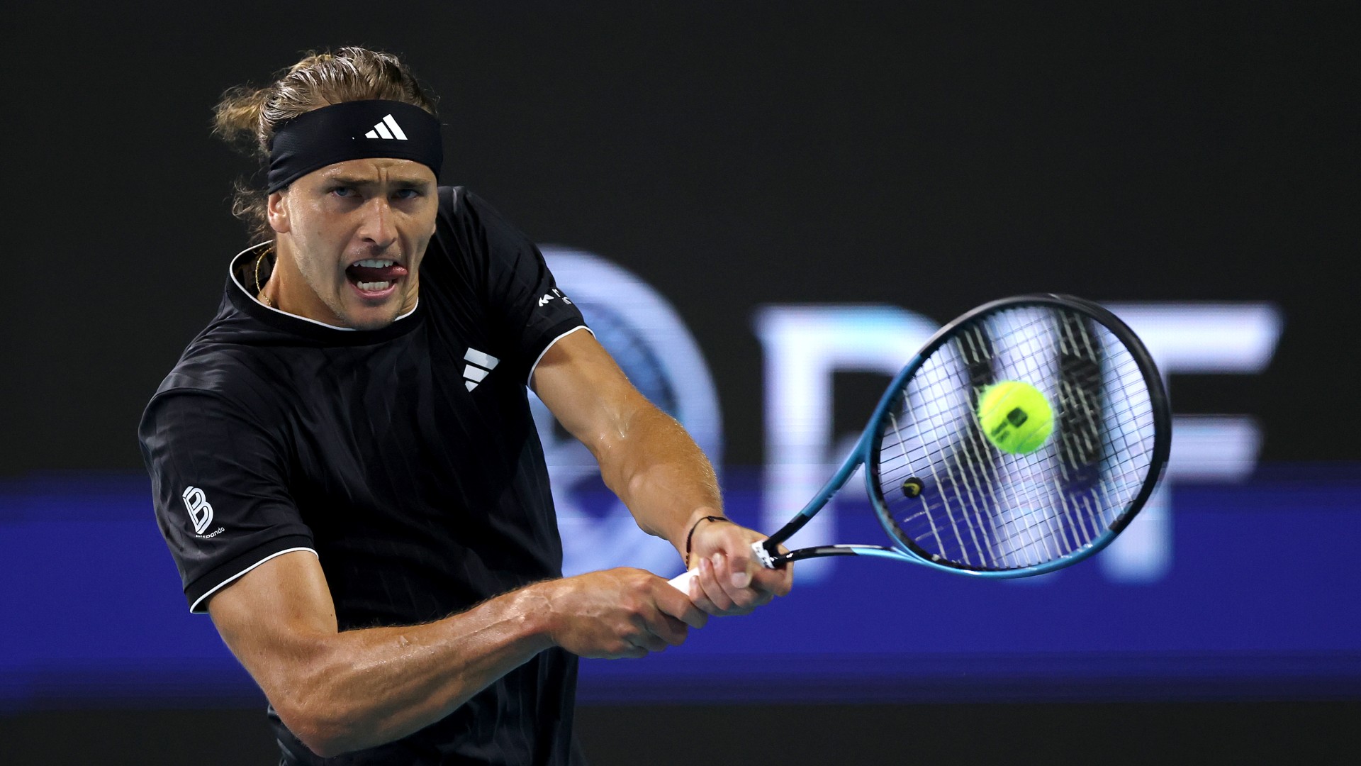 Zverev through, Shelton out