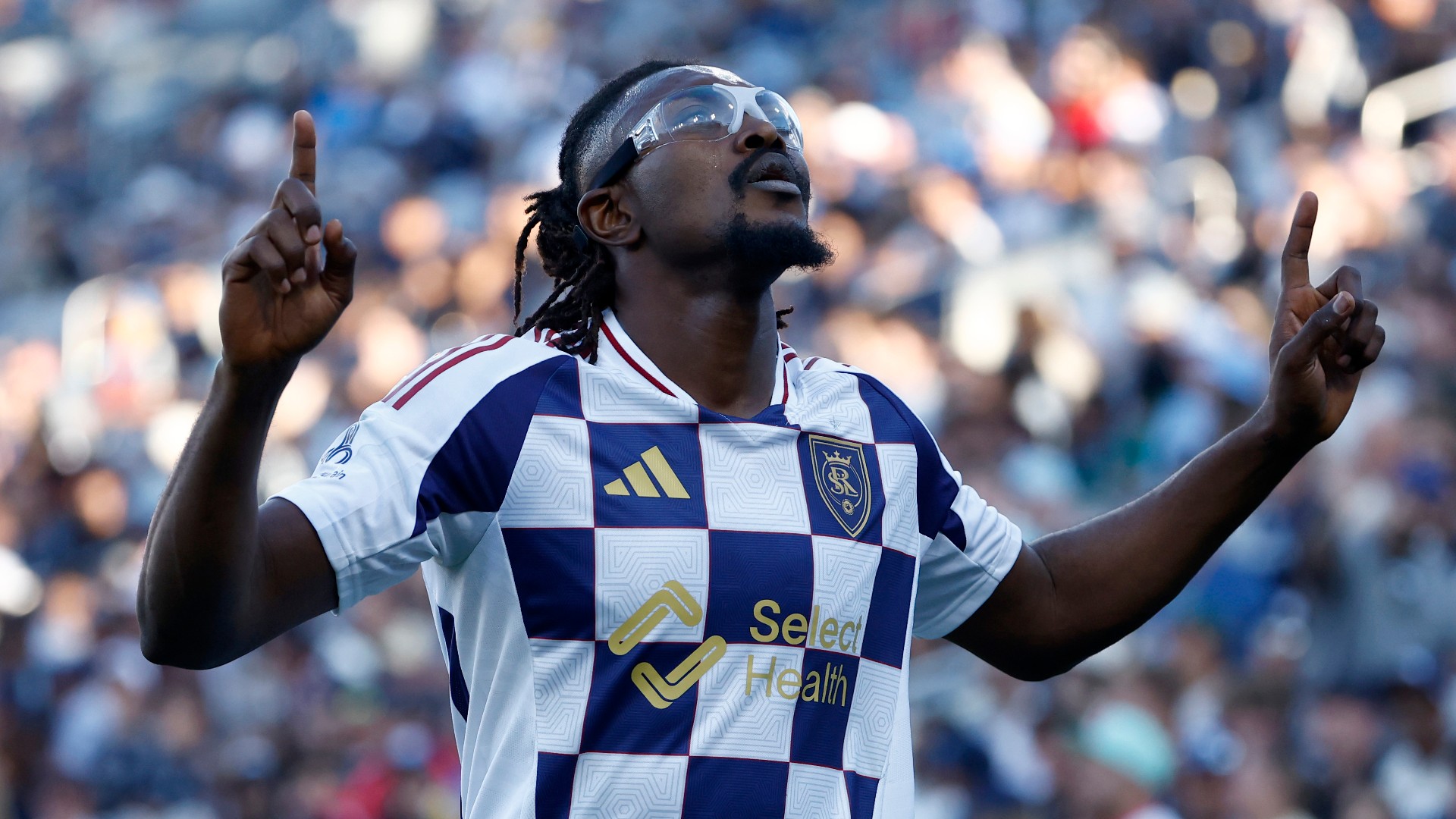 Mastroeni hails RSL's character