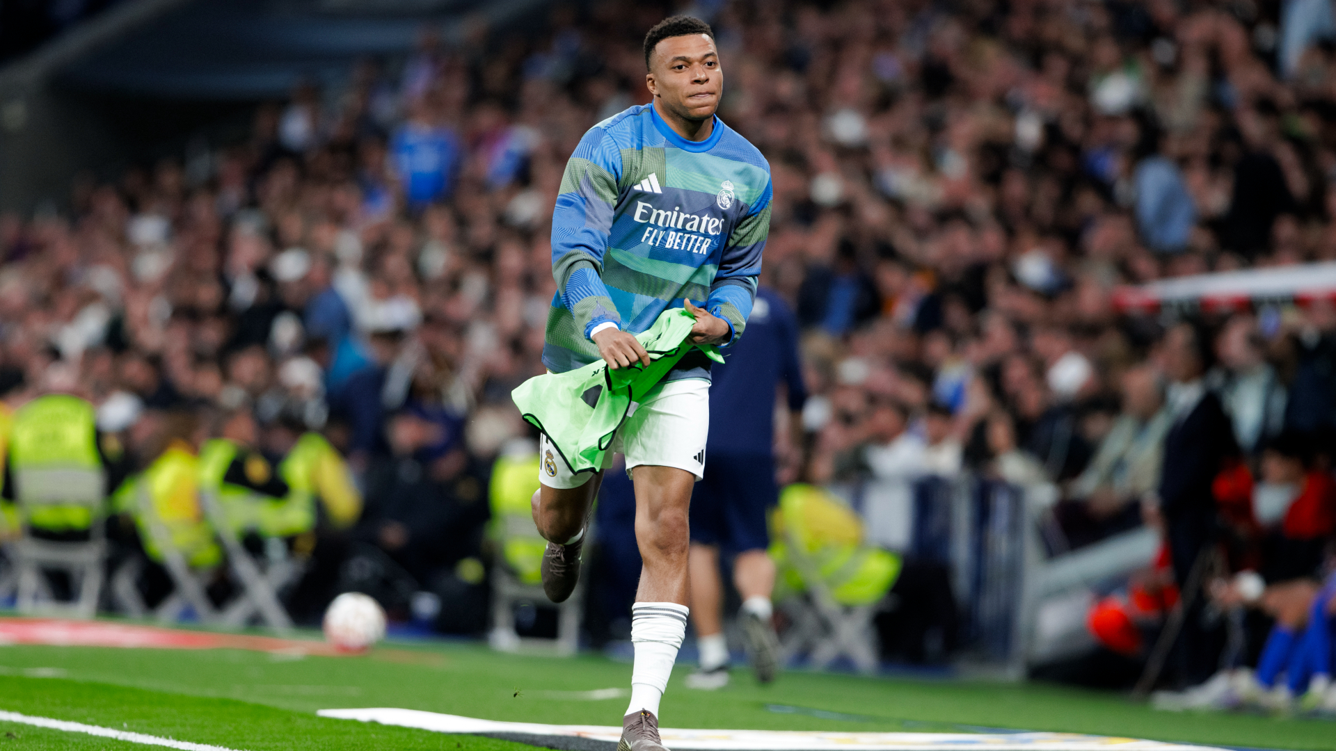 Mbappe slams false reports on knee 