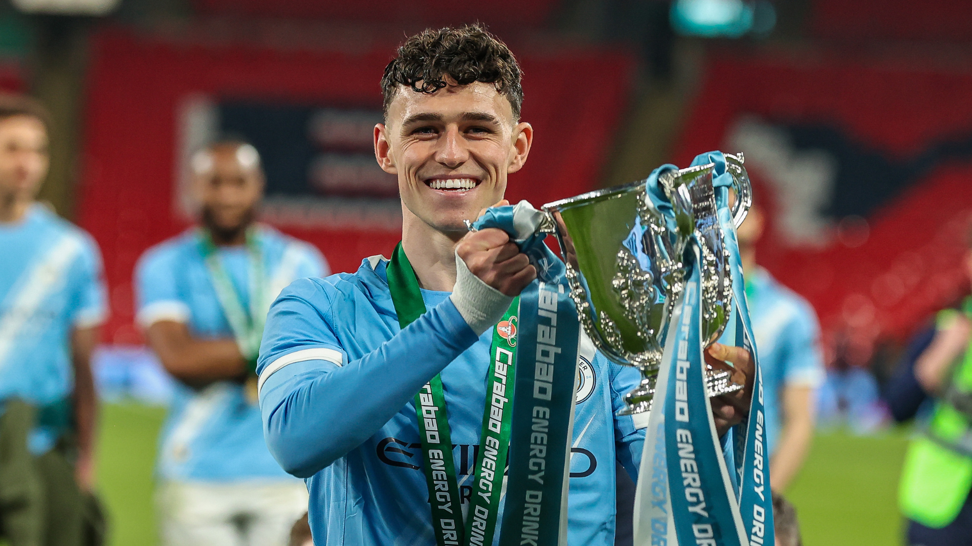 Rooney: Foden was a 'charity sub'