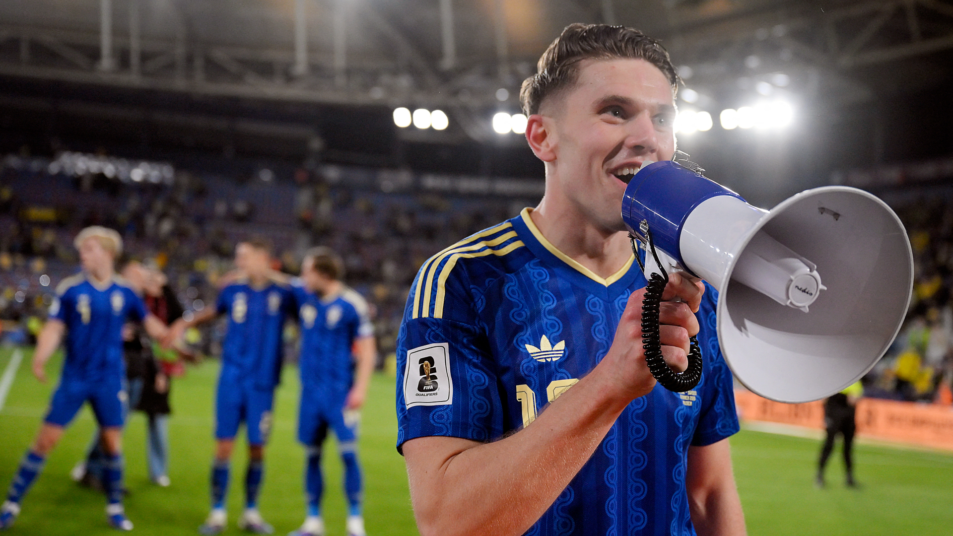 Gyokeres keeps Sweden in contention