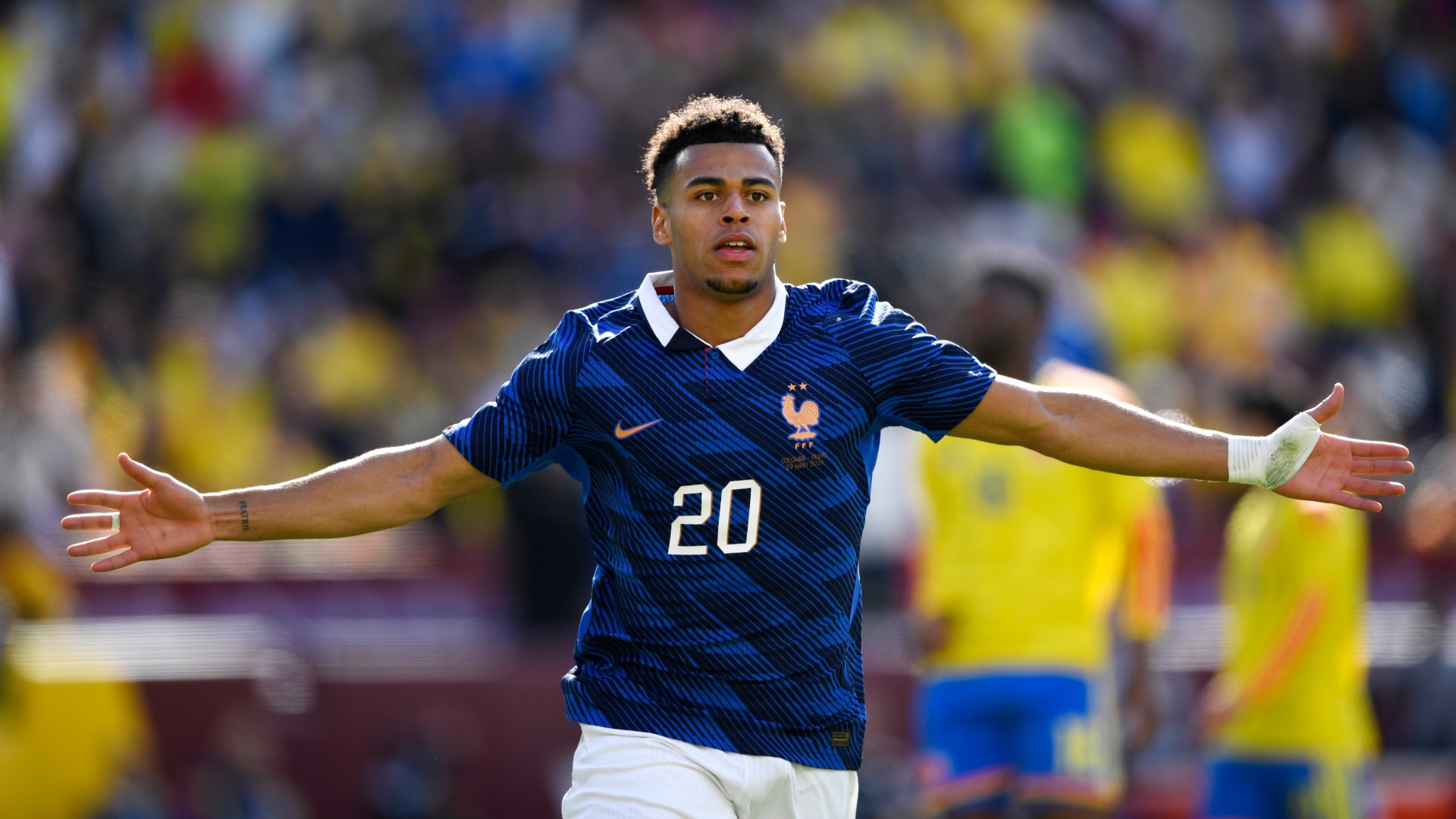 Report: Colombia 1-3 France