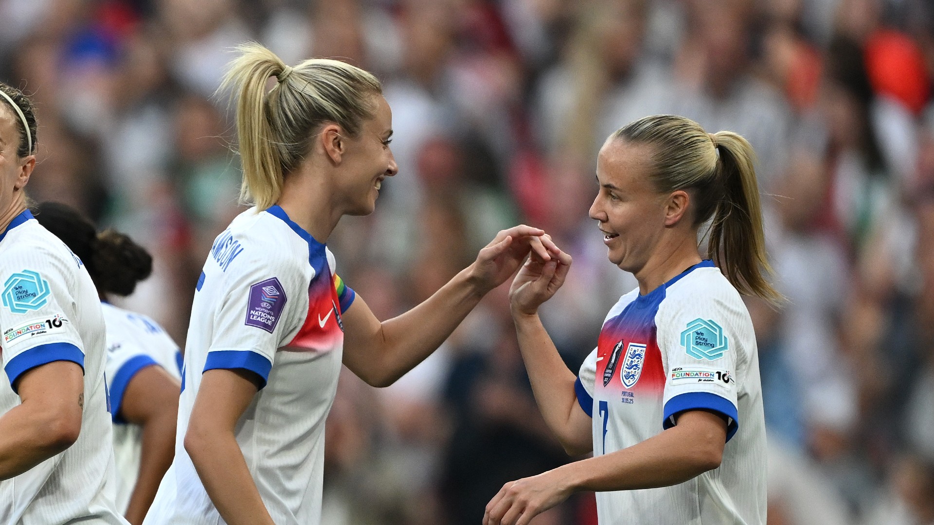 Williamson, Mead get England callup