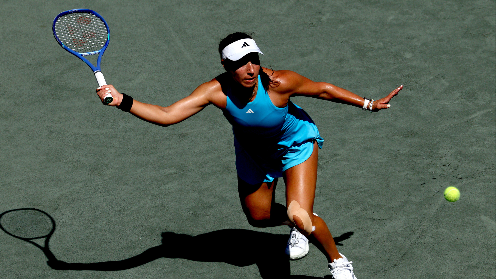 Pegula claims Charleston Open title