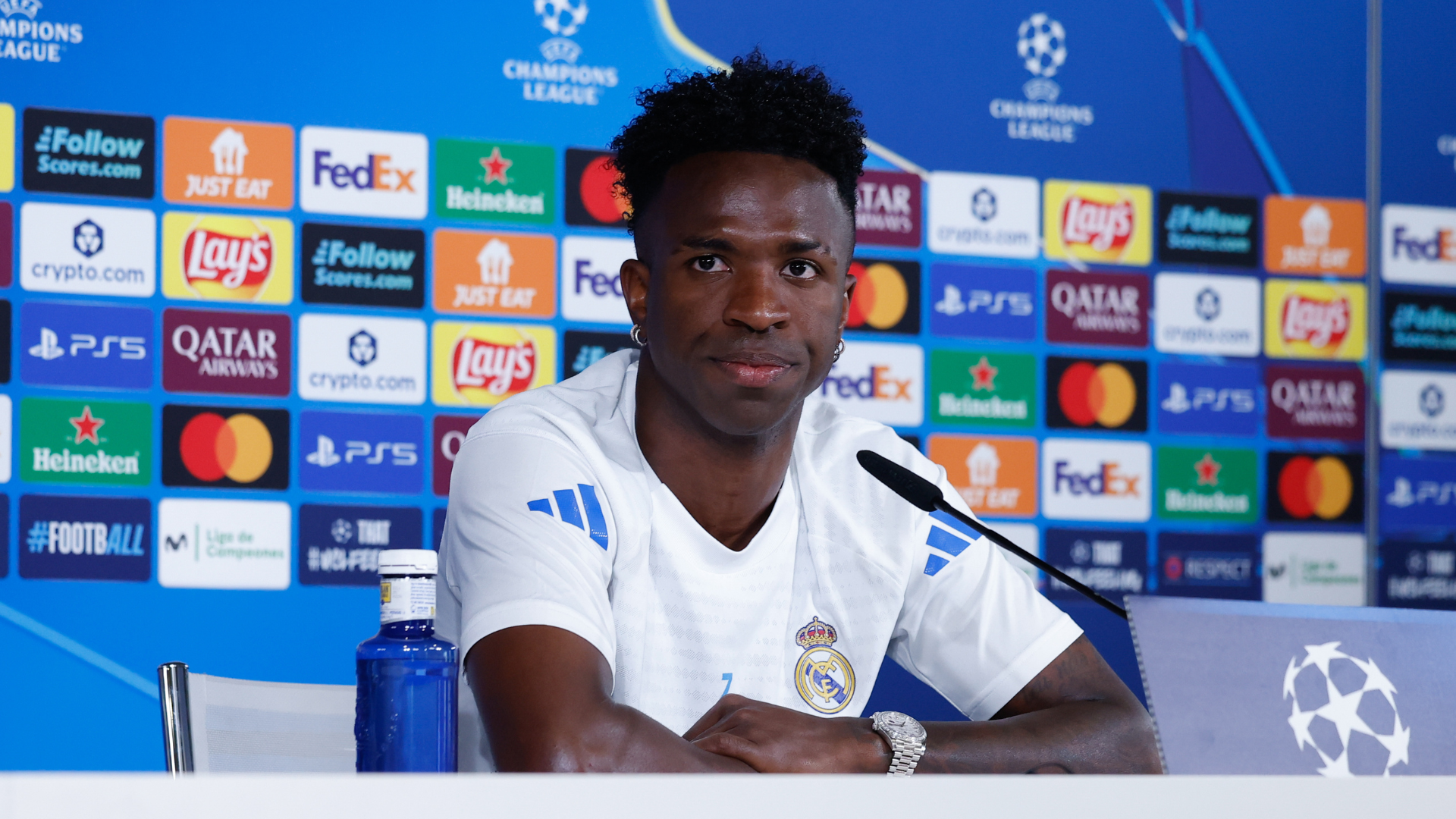 Vinicius to sign new Madrid deal