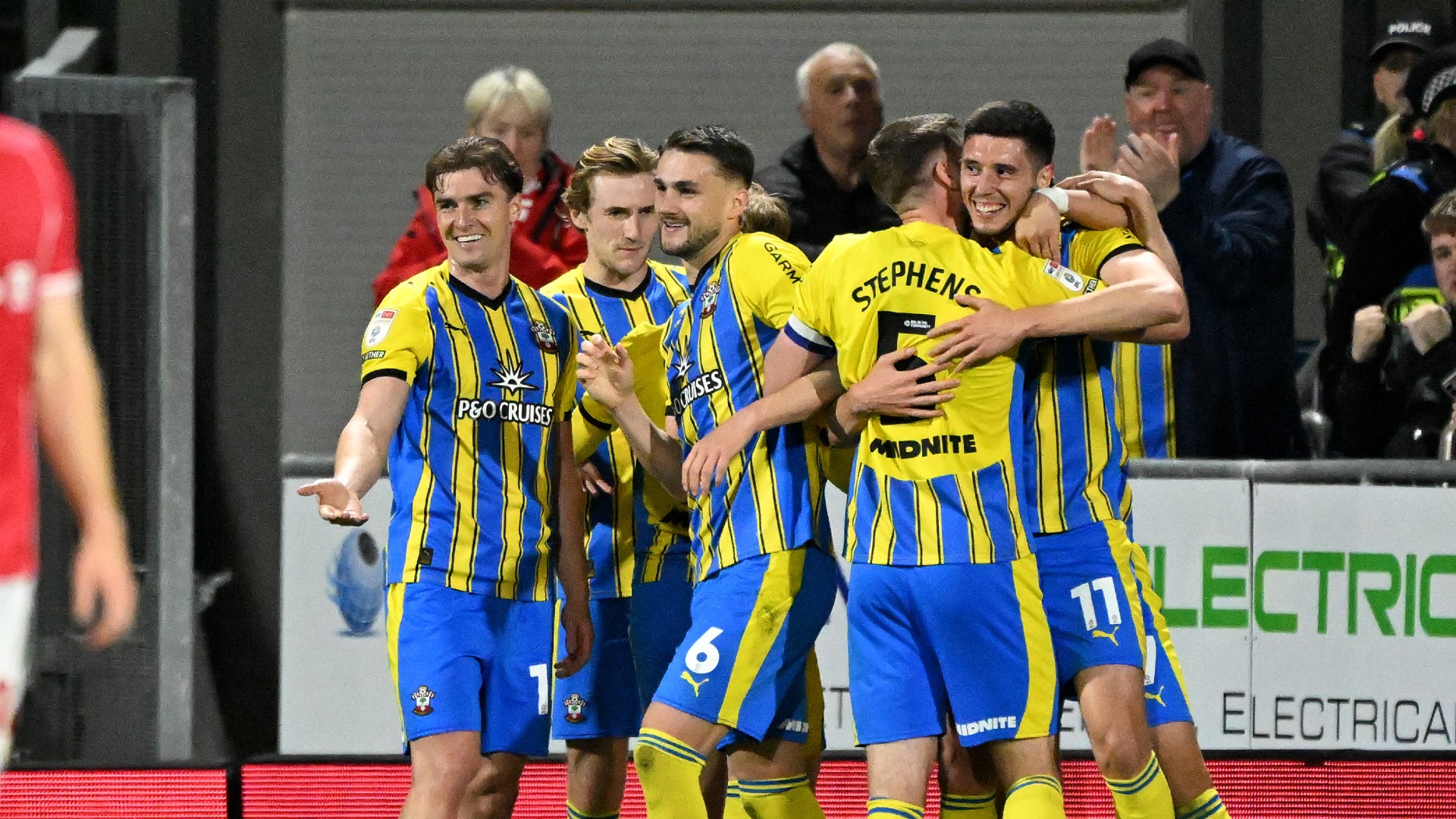 Southampton thrash Wrexham 