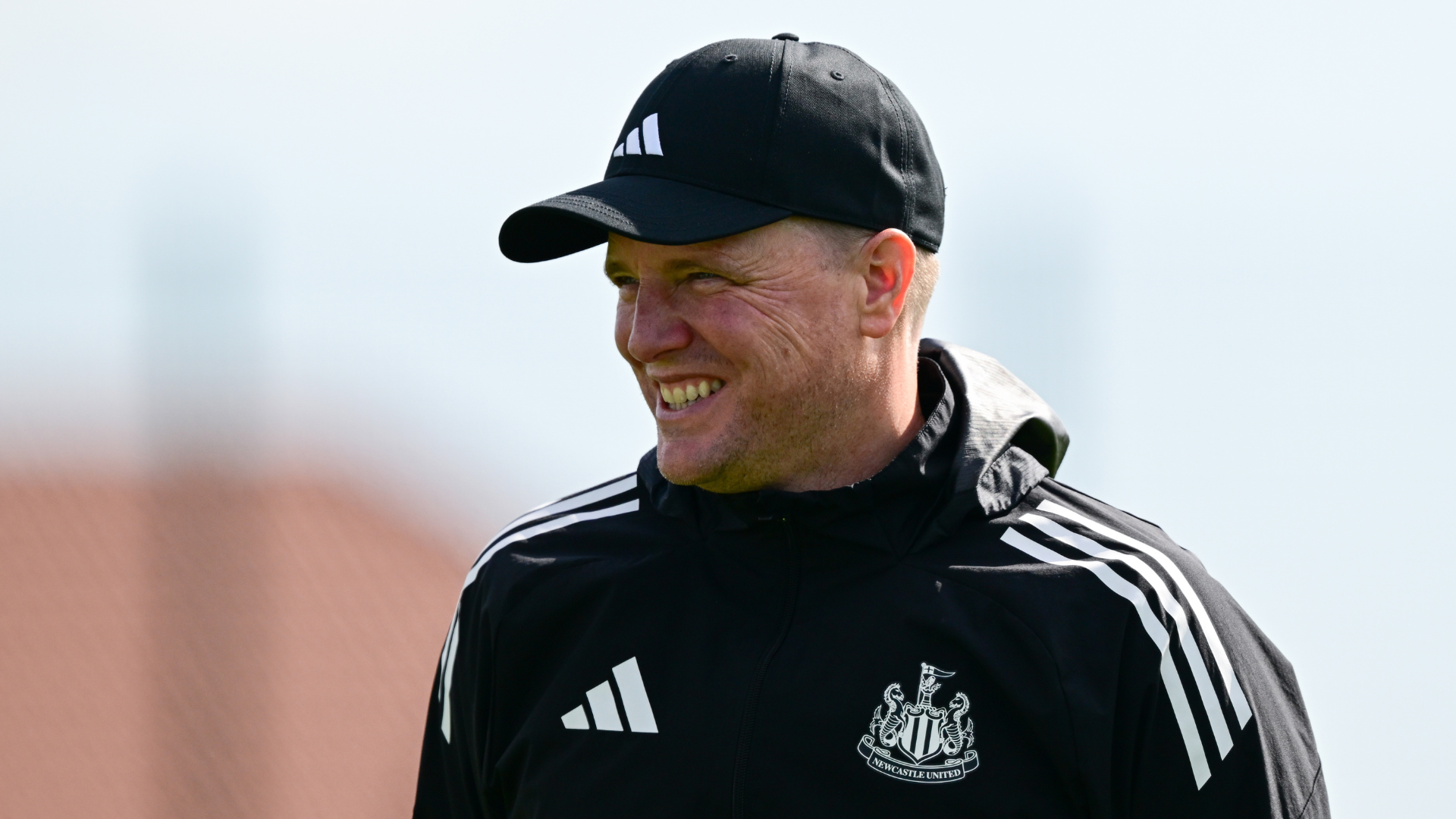 Howe 100% committed to Newcastle