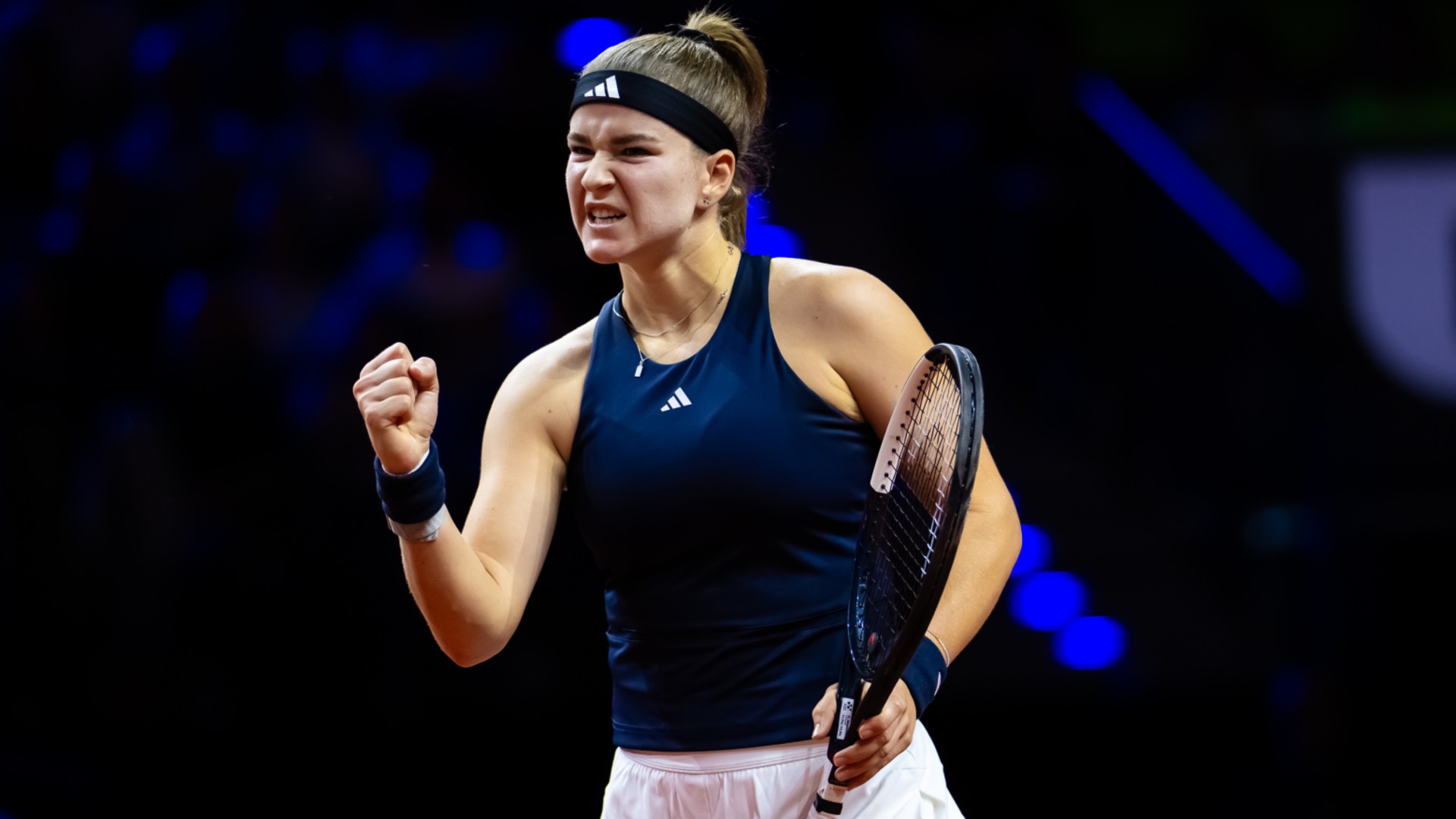 Muchova defeats Gauff in Stuttgart