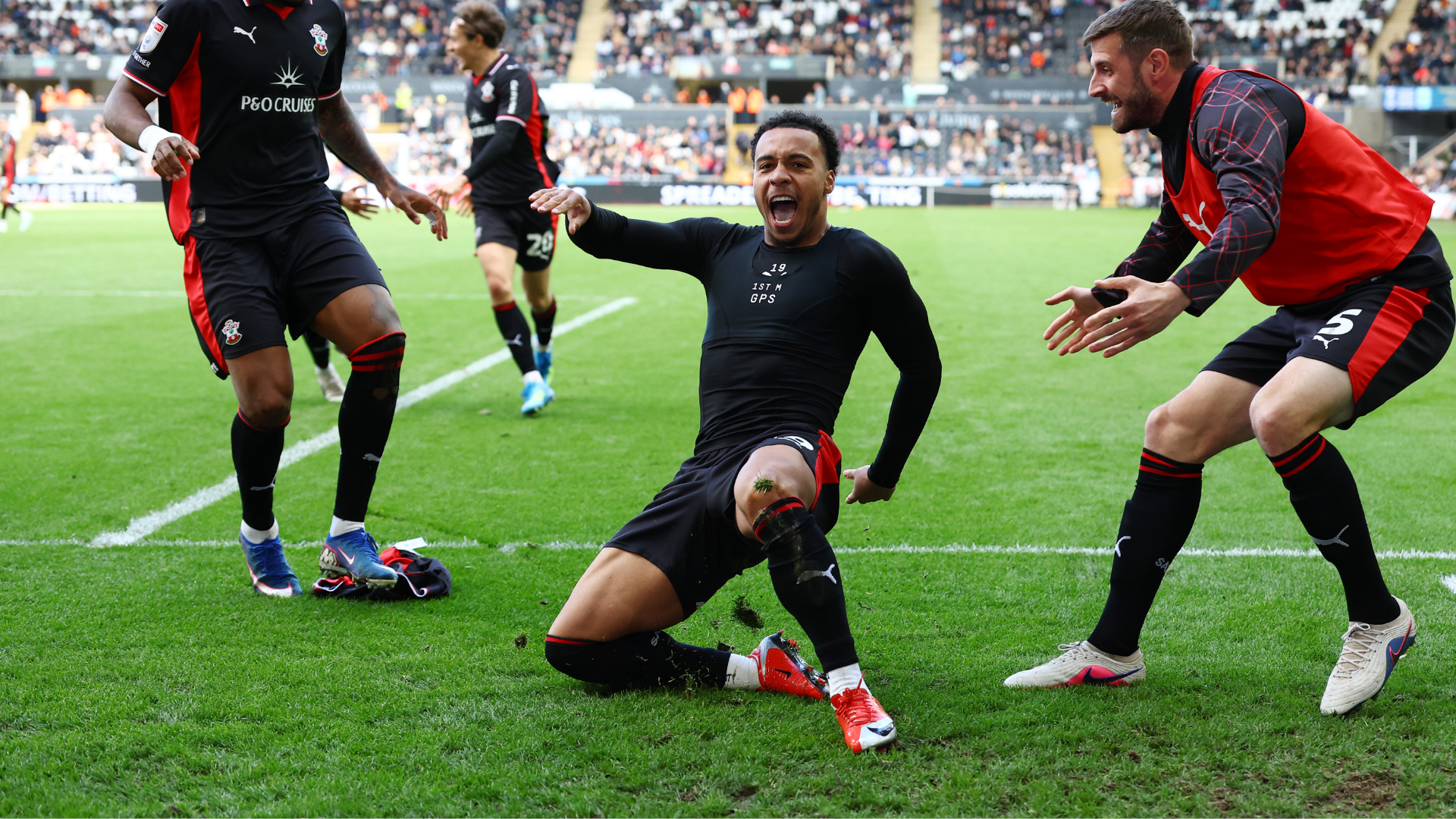 Championship: Southampton march on