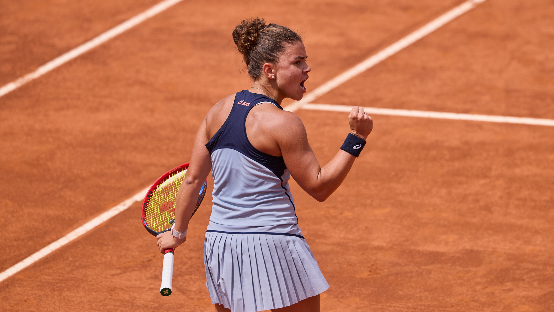 Paolini, Andreeva reach Rome R3