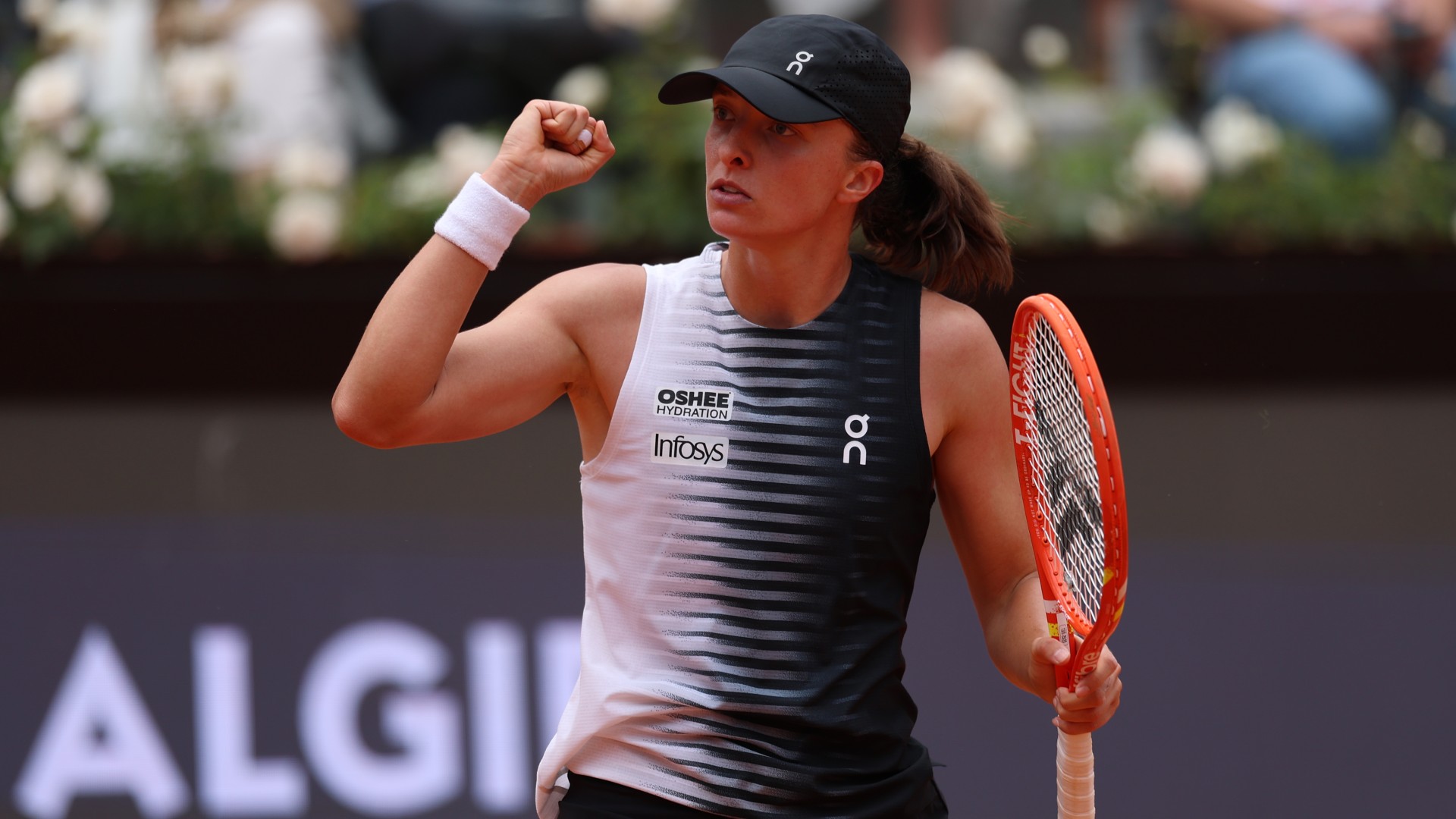 Swiateks defeat Pegula in Rome