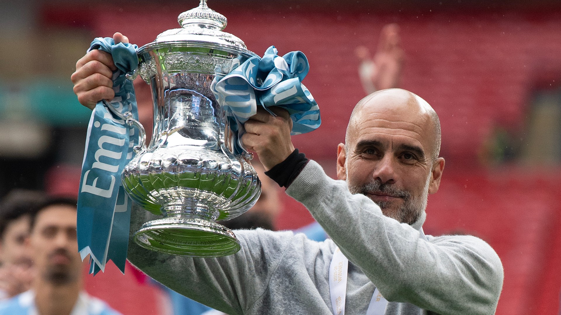 Pep hints at Man City stay again