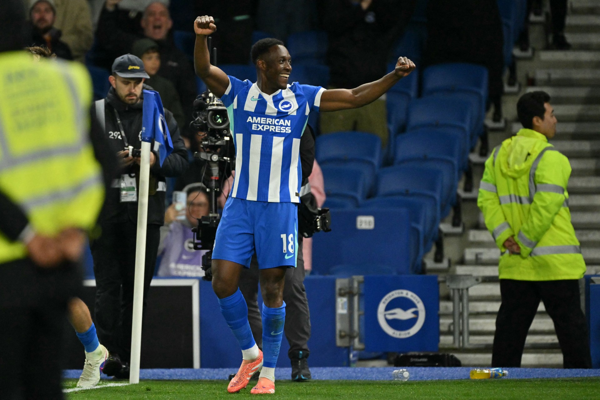 Hurzeler: Welbeck deserves WC spot