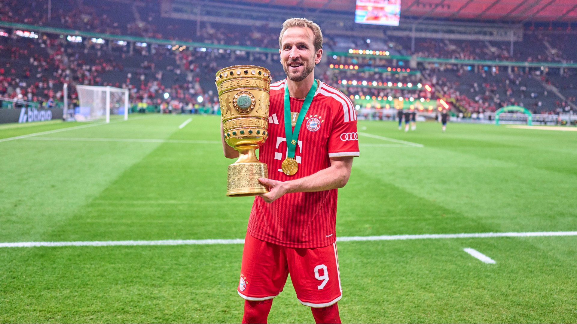 Kane revels in DFB-Pokal hat-trick