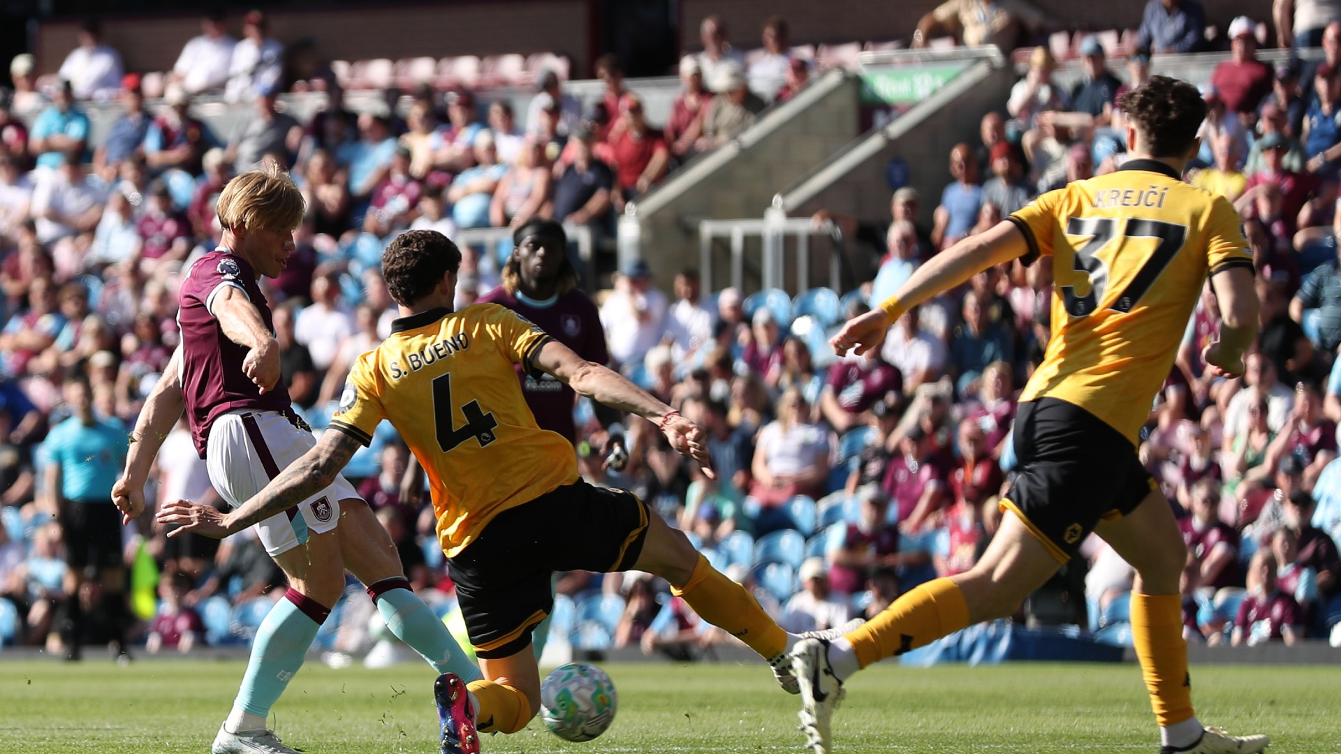 Burnley 1-1 Wolves