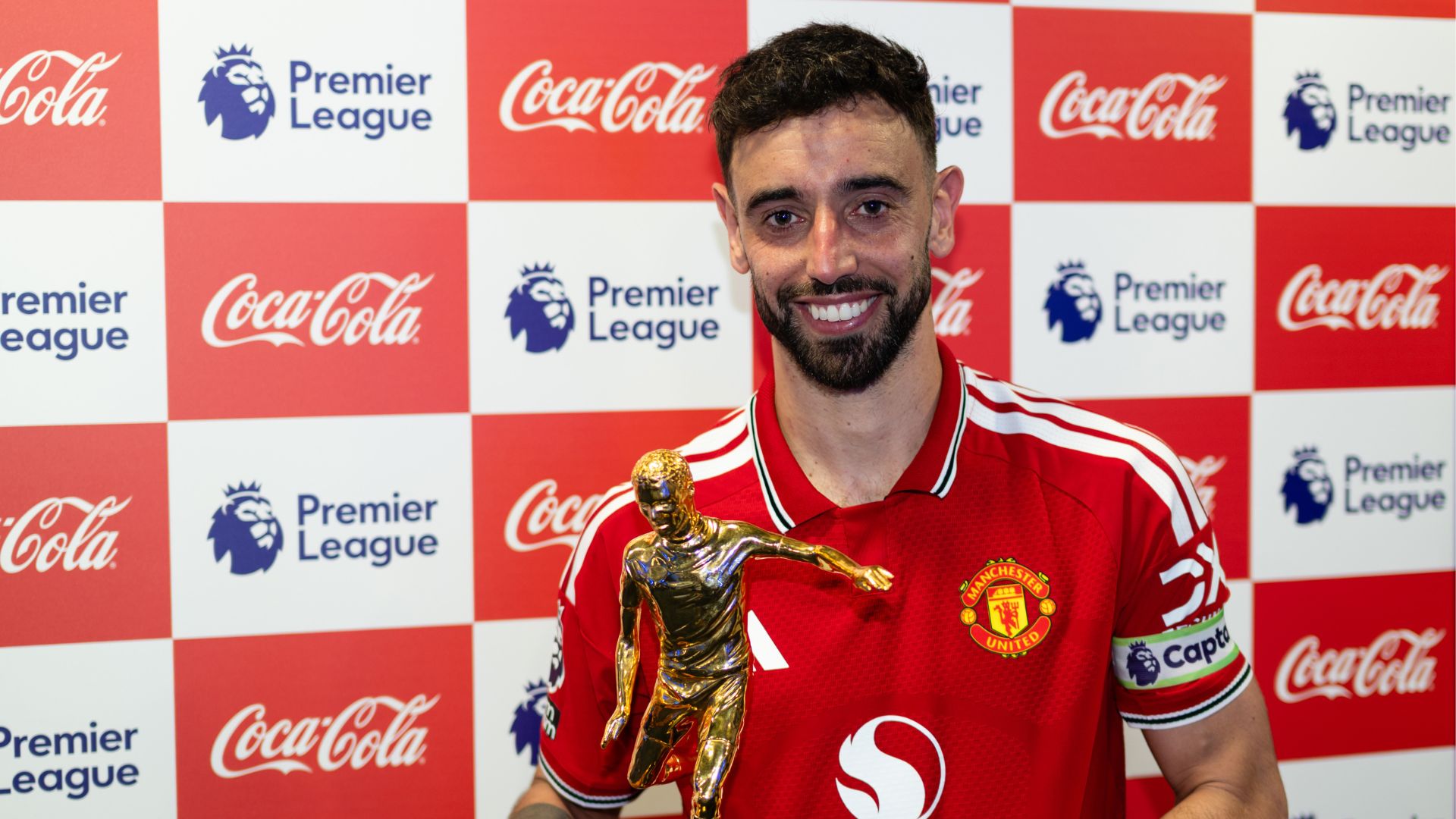 Fernandes 'proud' of assist record