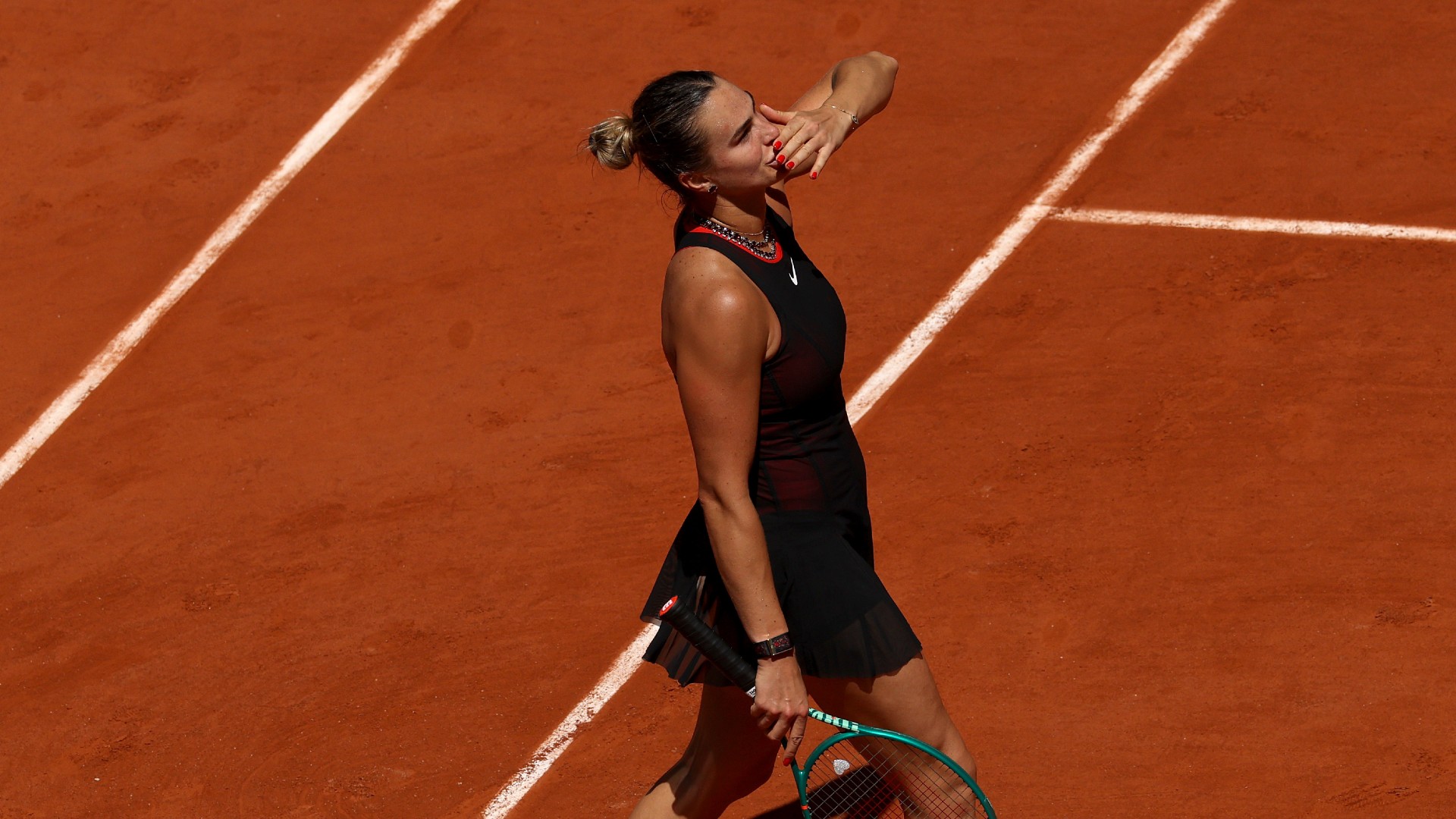 Sabalenka through to second round