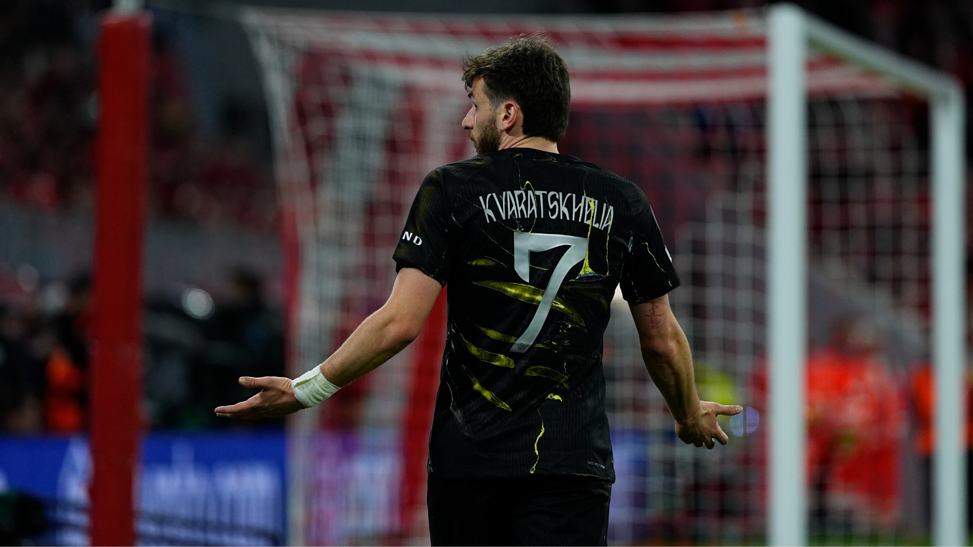 Kvaratskhelia on Ballon d'Or talk