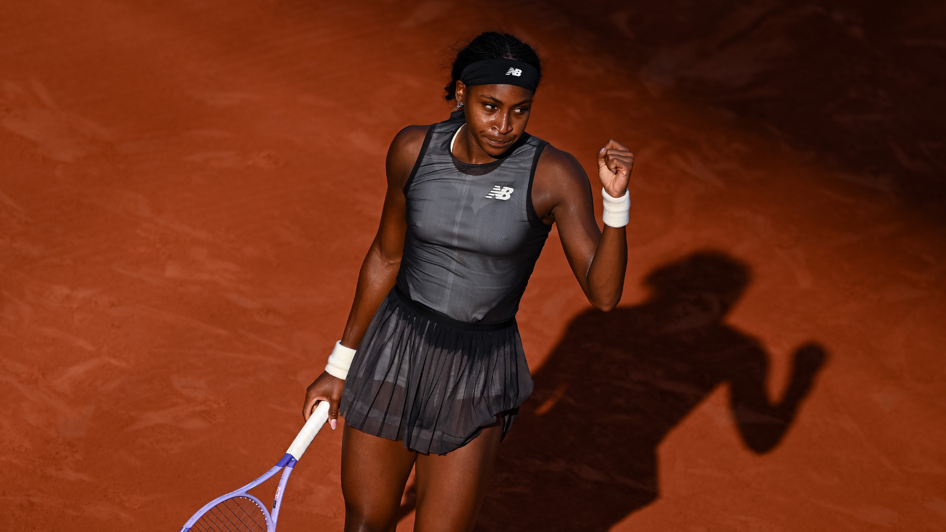 French Open: Champion Gauff through