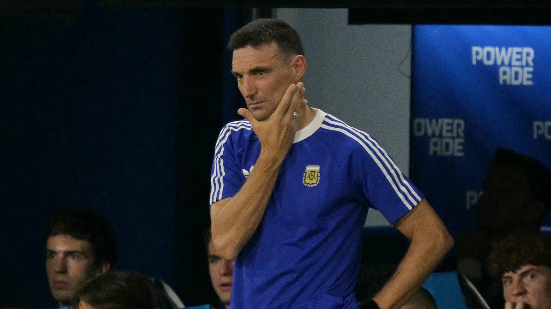 Scaloni won't rush World Cup squad