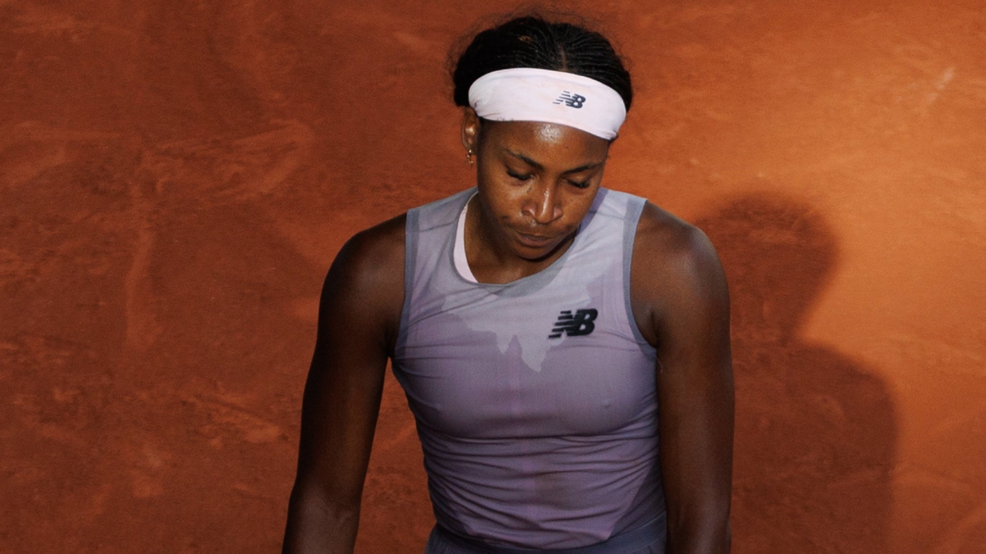 Gauff crashes out of Roland-Garros
