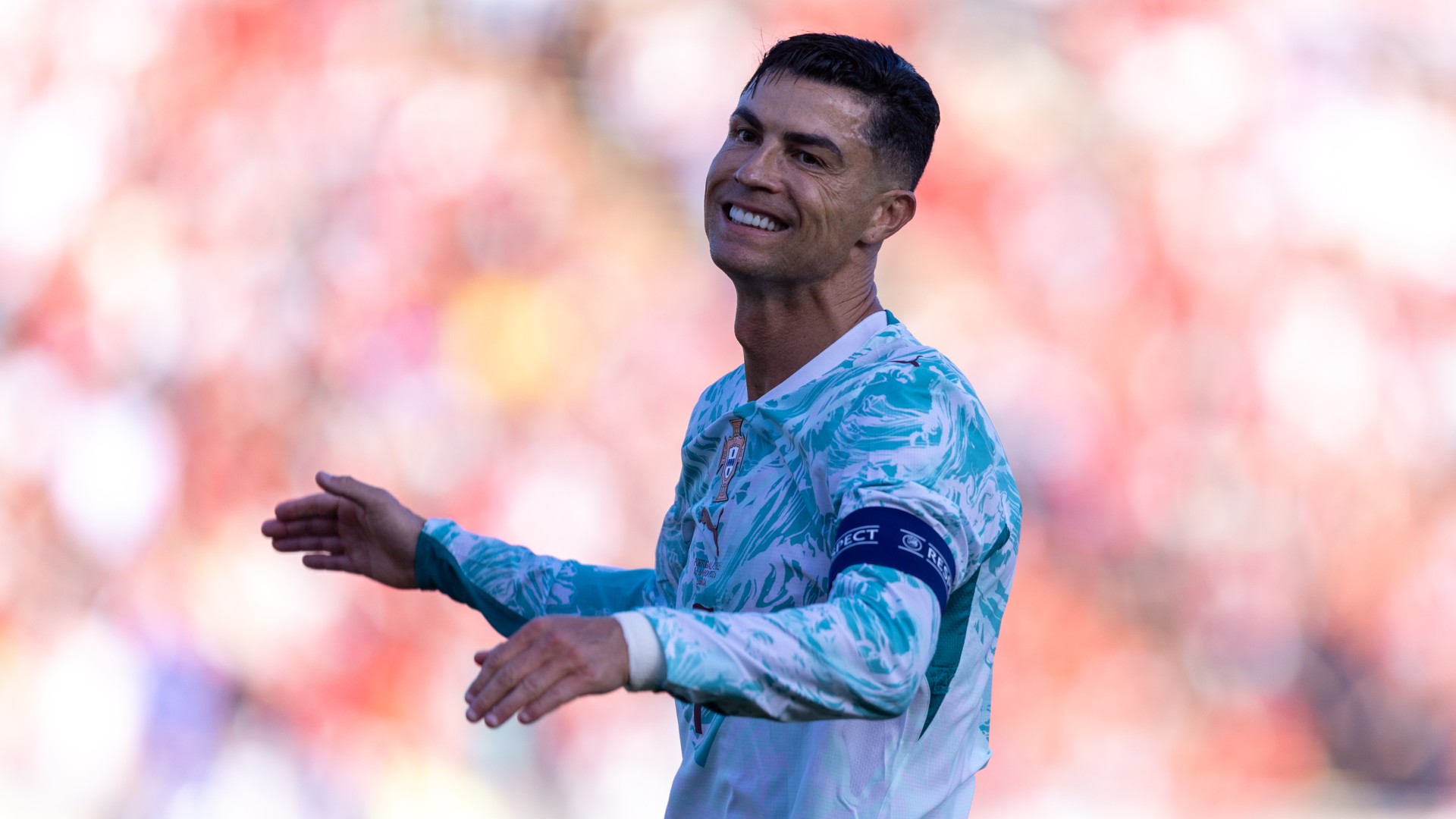 Danilo: Ronaldo lives for football