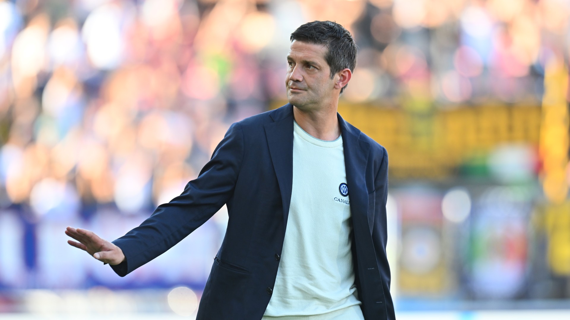 Chivu signs new Inter deal