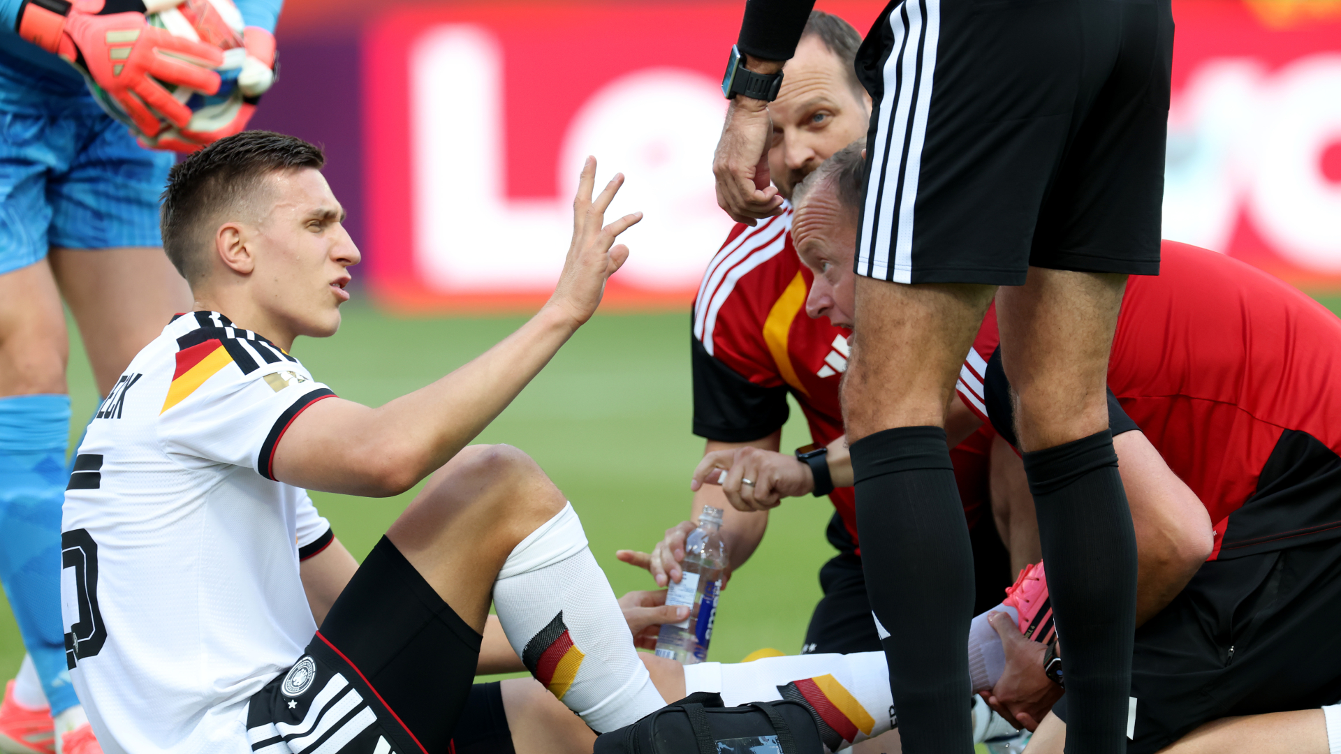 Schlotterbeck's World Cup over