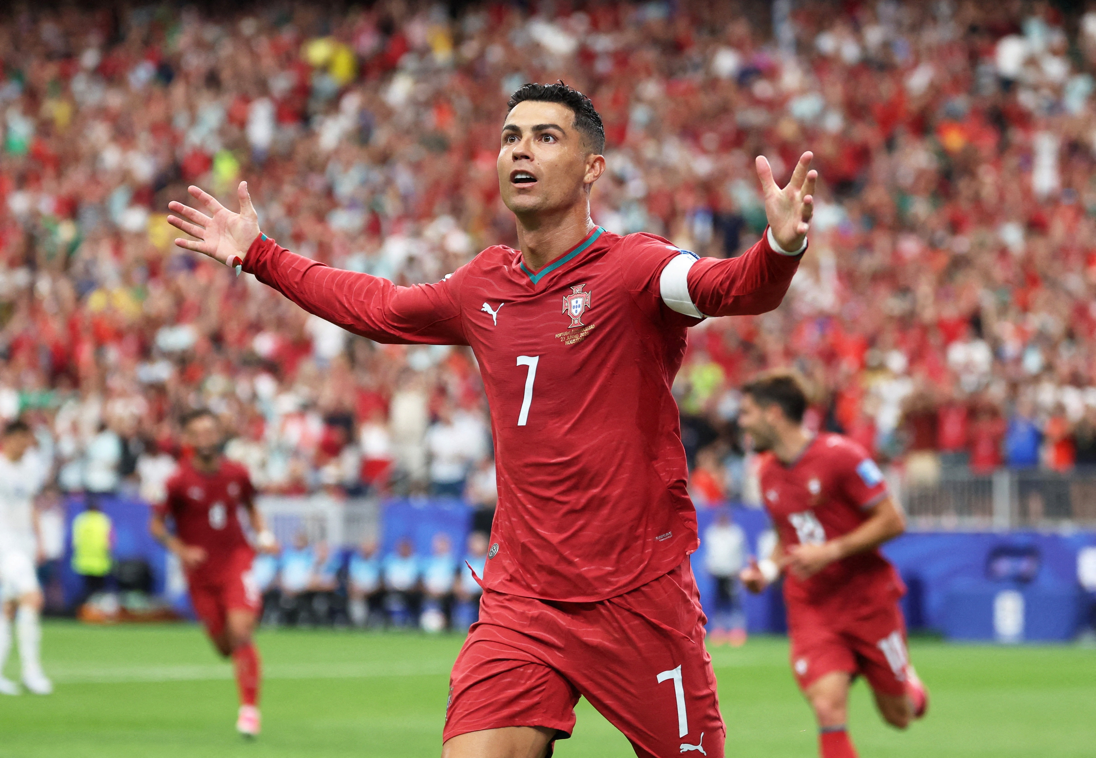 CR7