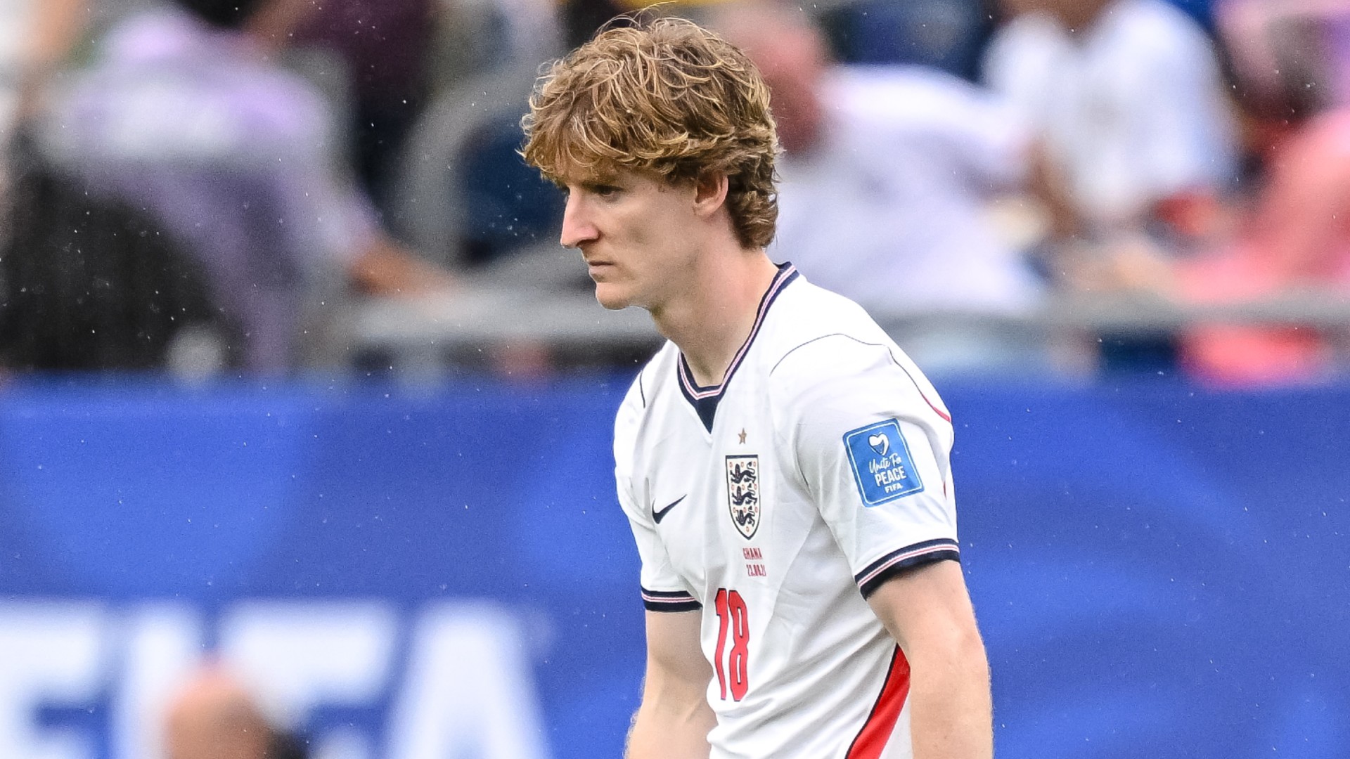 Neville: Gordon under pressure