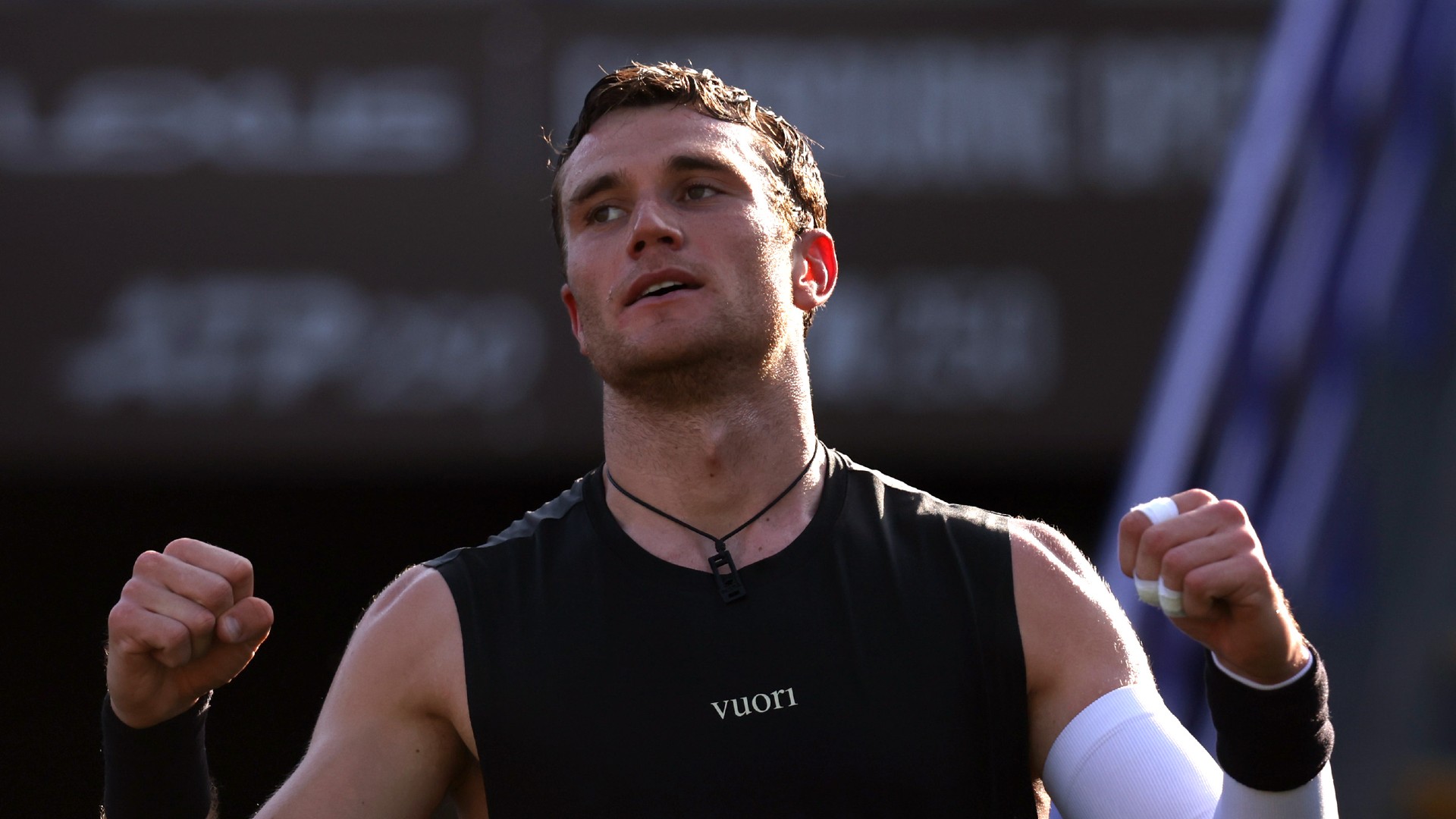 Draper through to Eastbourne QFs