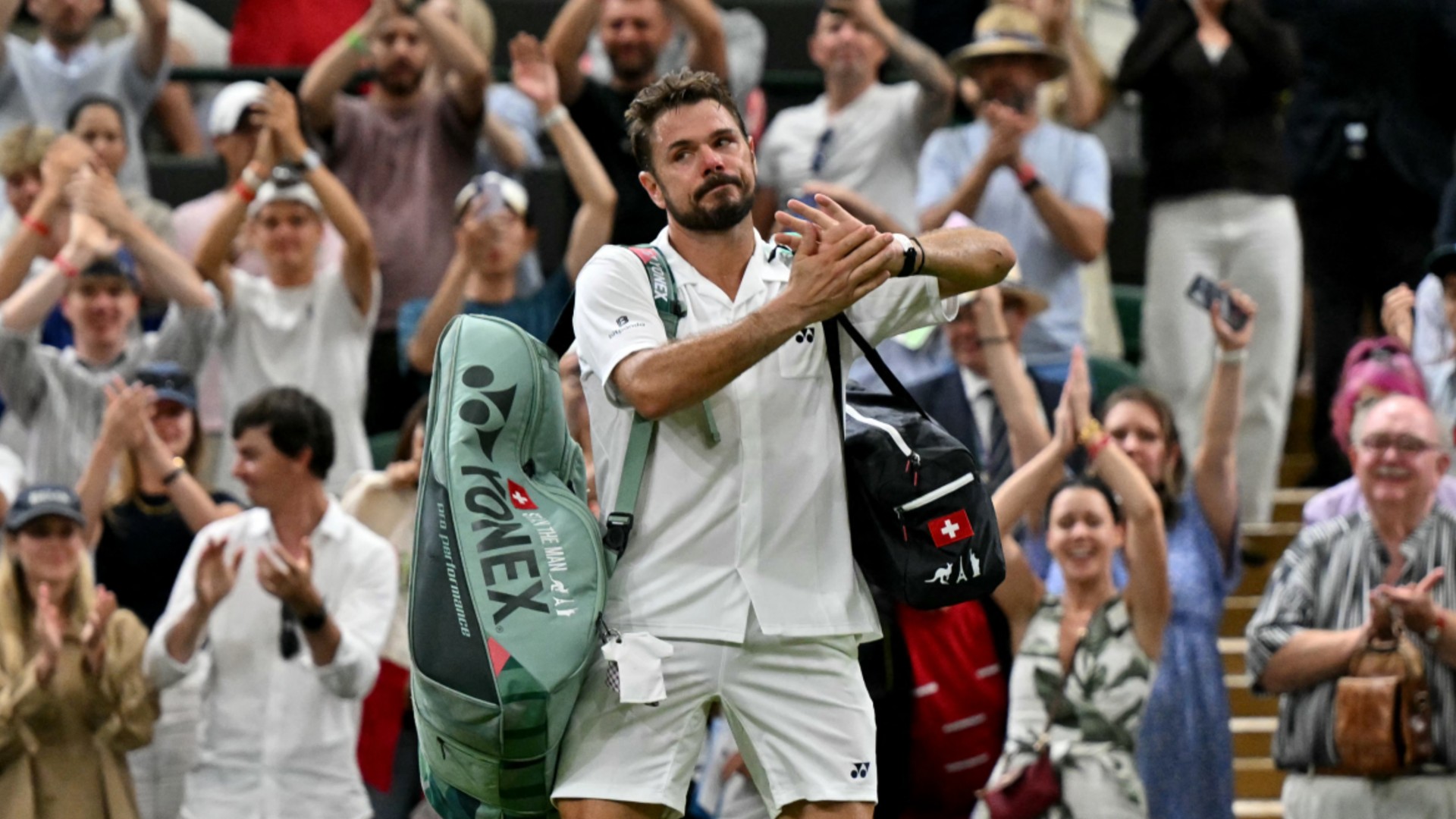 Wawrinka bows out in epic style