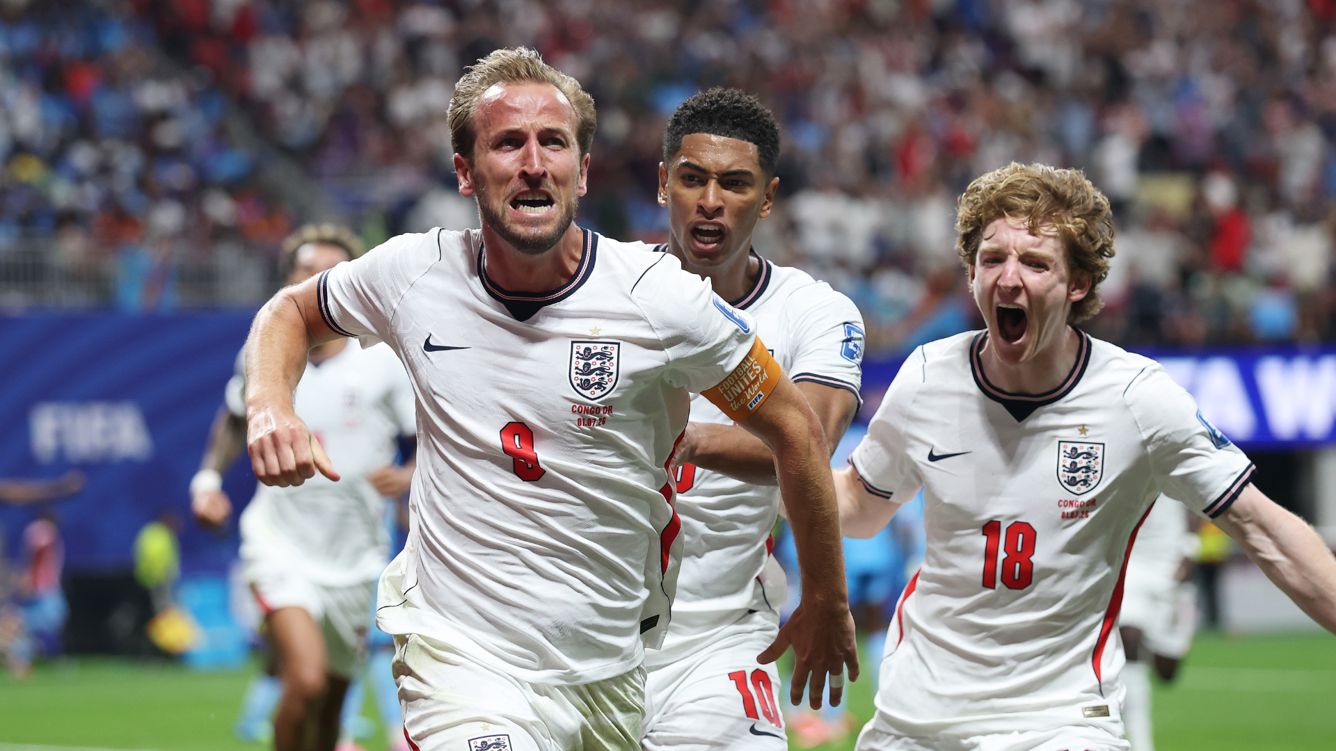 Gordon compares Kane to Messi