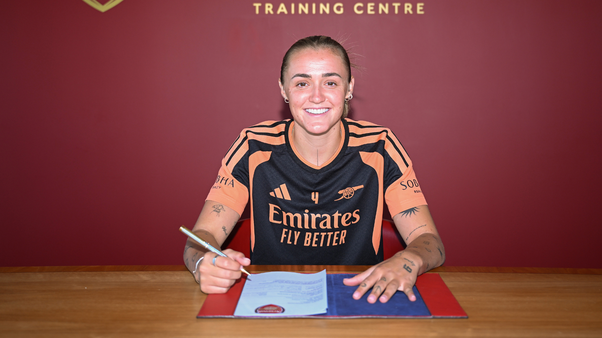Stanway completes Arsenal move