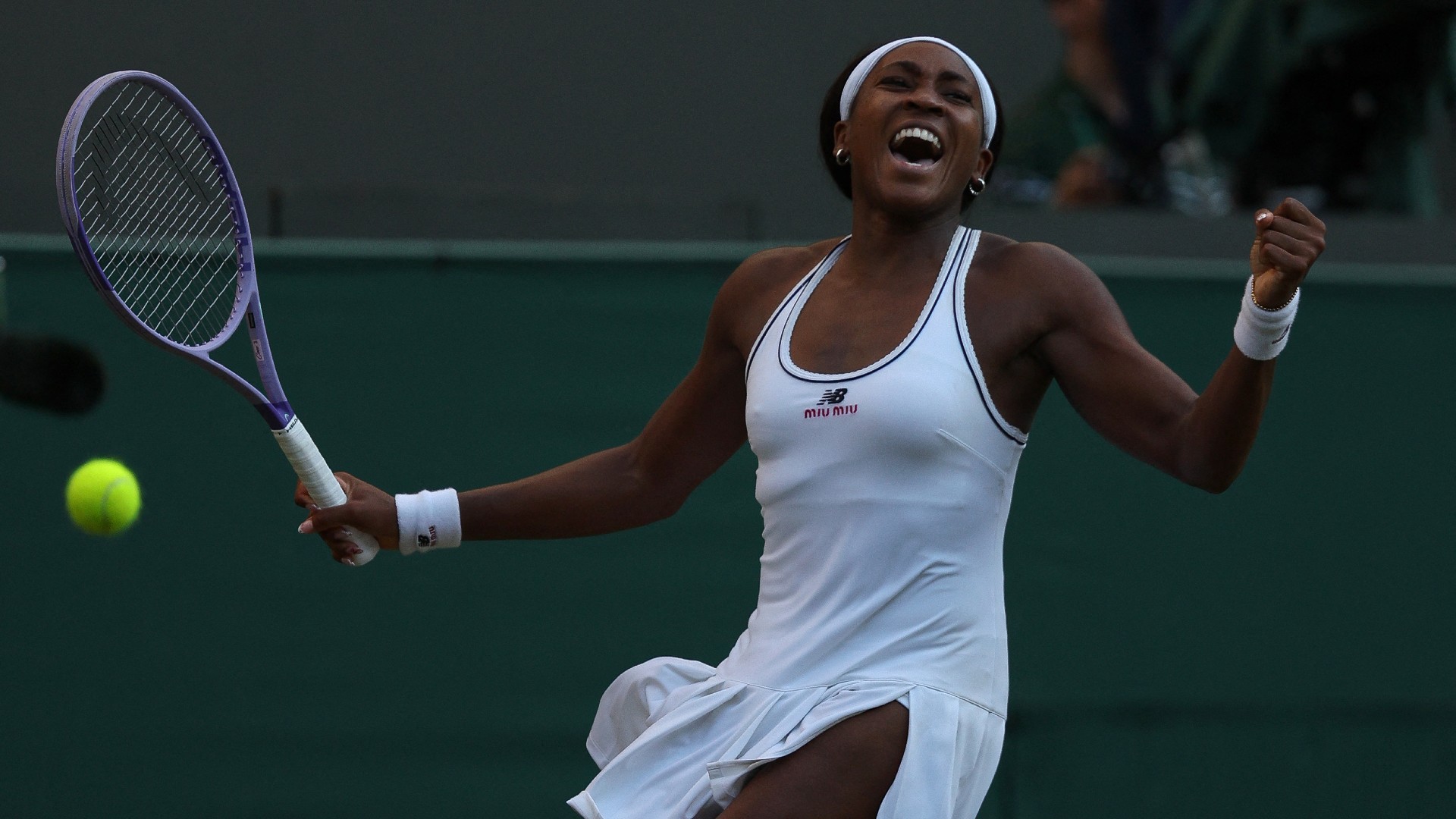 Gauff beats Liu in SW19 third round
